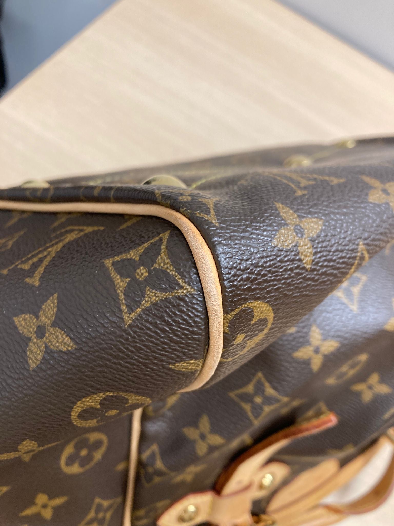 Louis Vuitton tivoli GM monogram