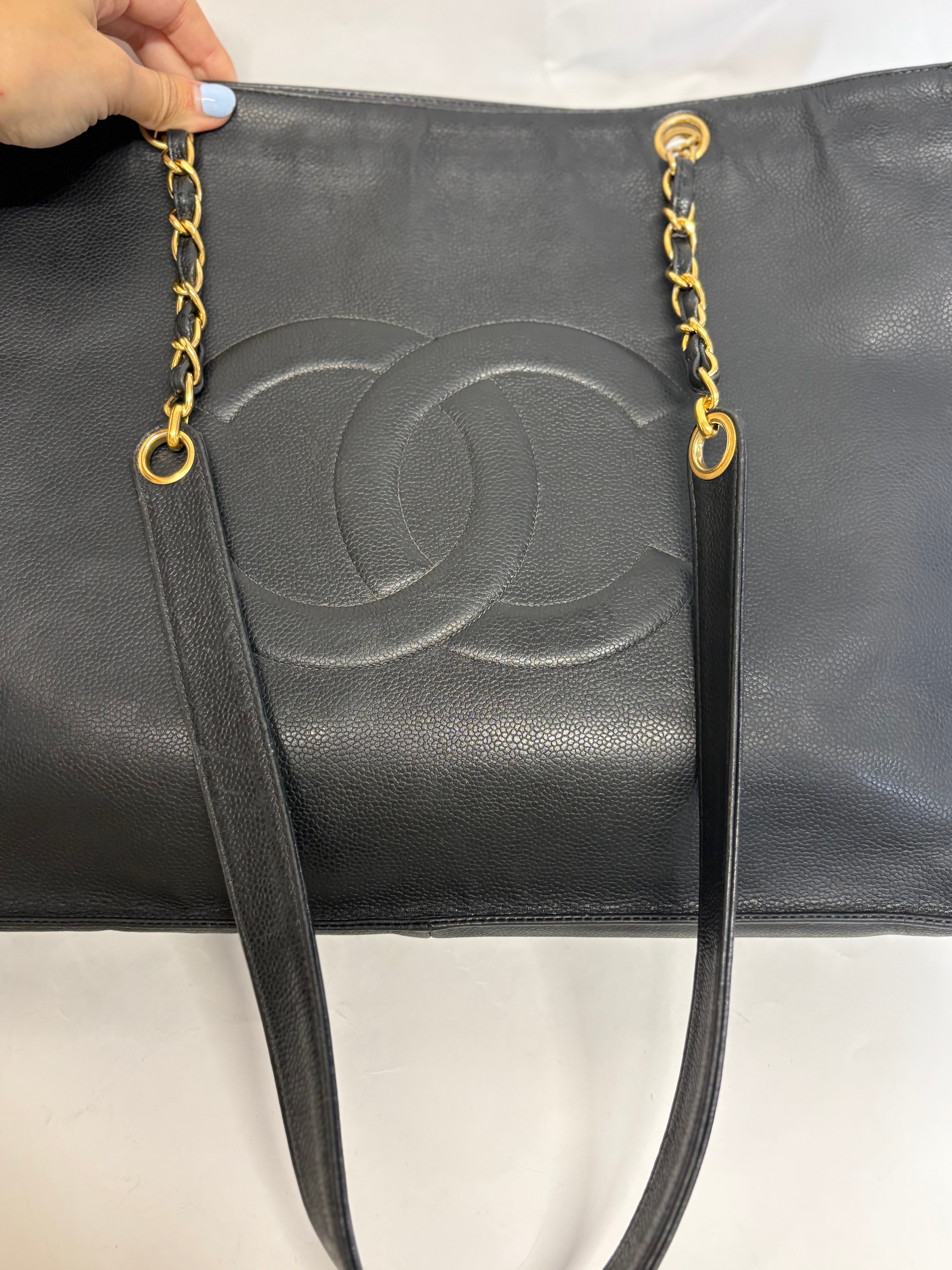 Chanel CC Caviar Tote Bag Negro Vintage