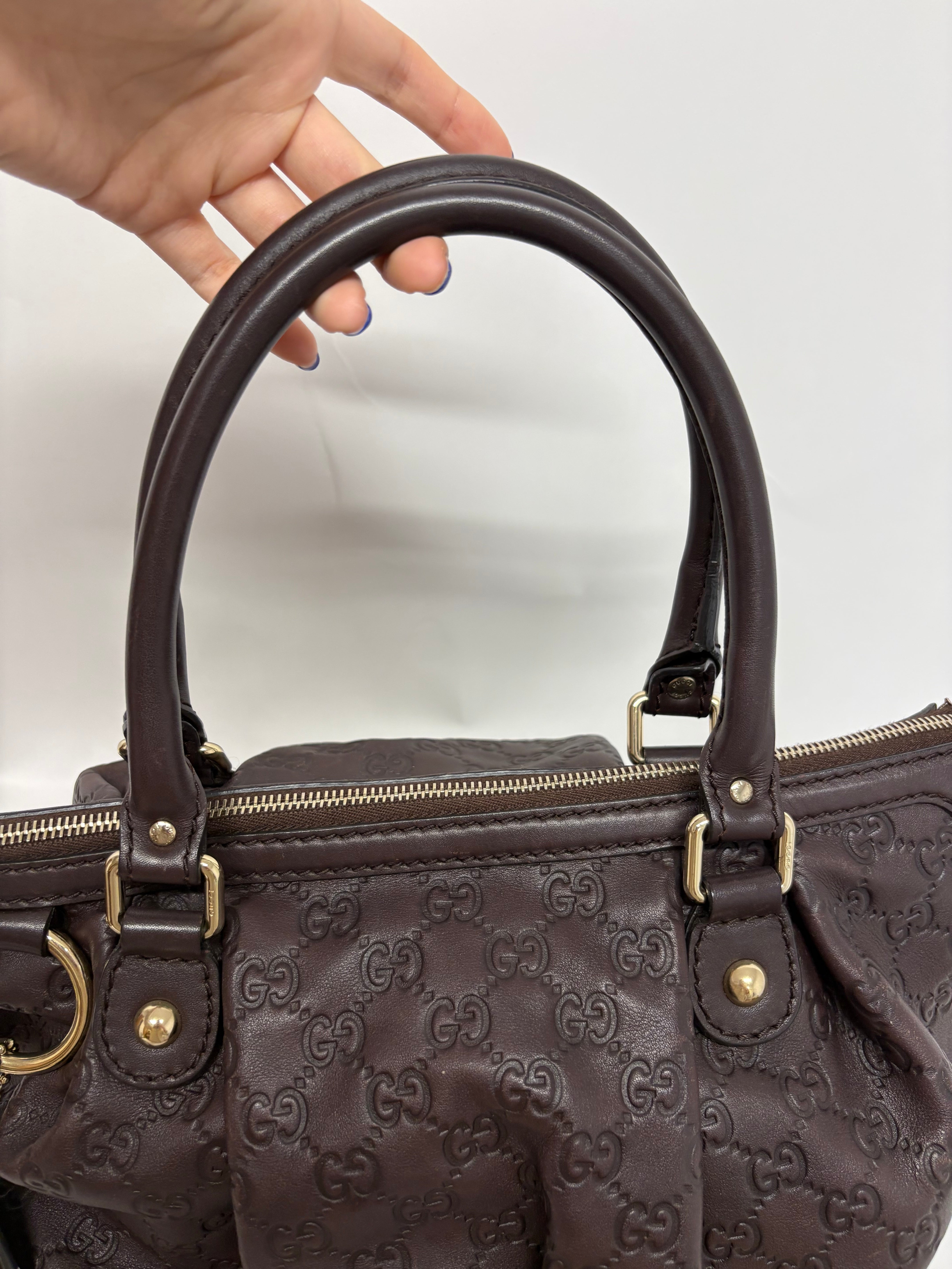 Gucci GG Guccissima suckey – Piel marrón chocolate Y bandolera