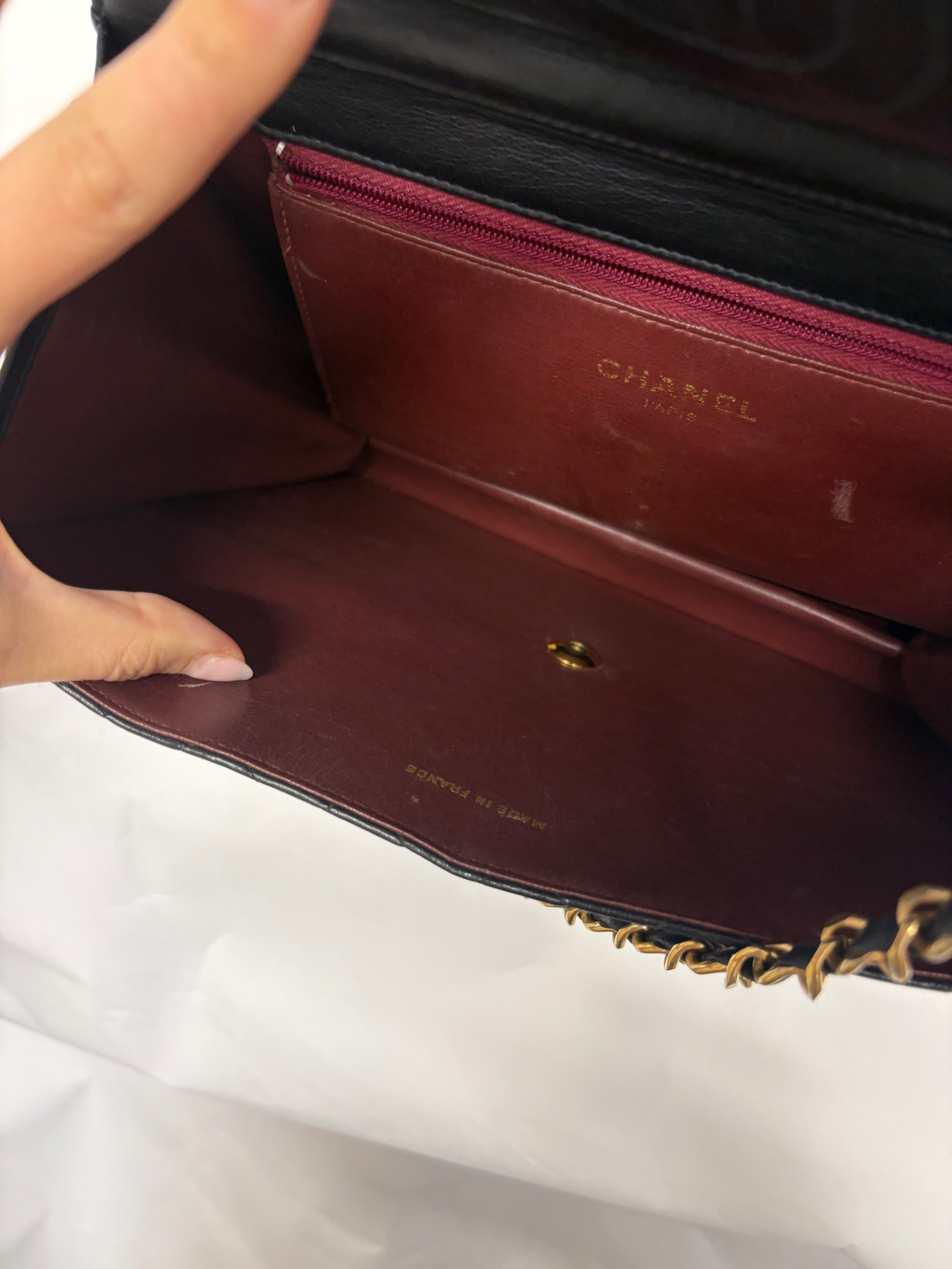 Chanel Timeless Matelassé Single Flap negra