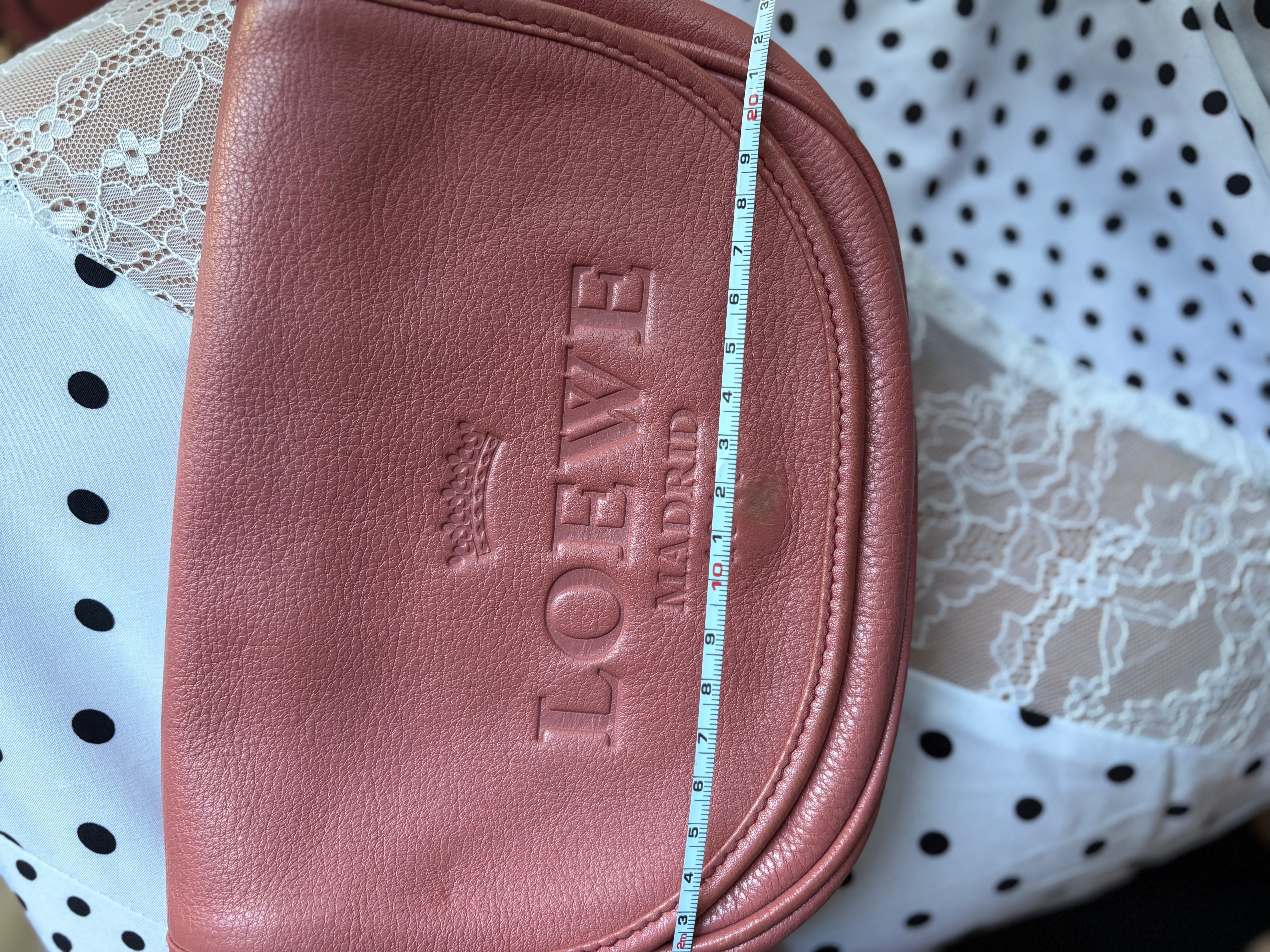 Loewe Heritage Bandolera Rosa
