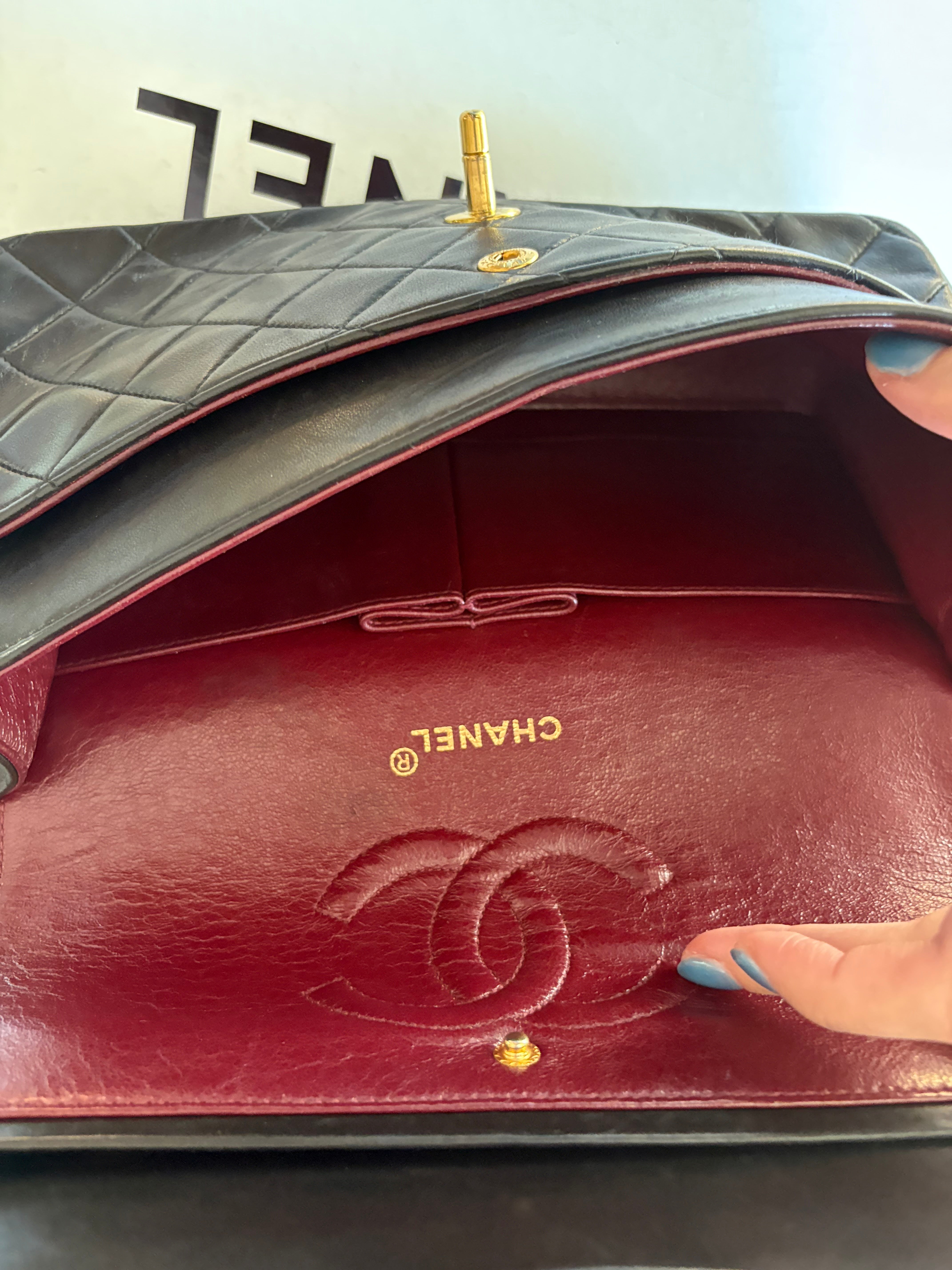 Chanel Timeless Classic Flap Medium 25 Double Flap Negro Lambskin