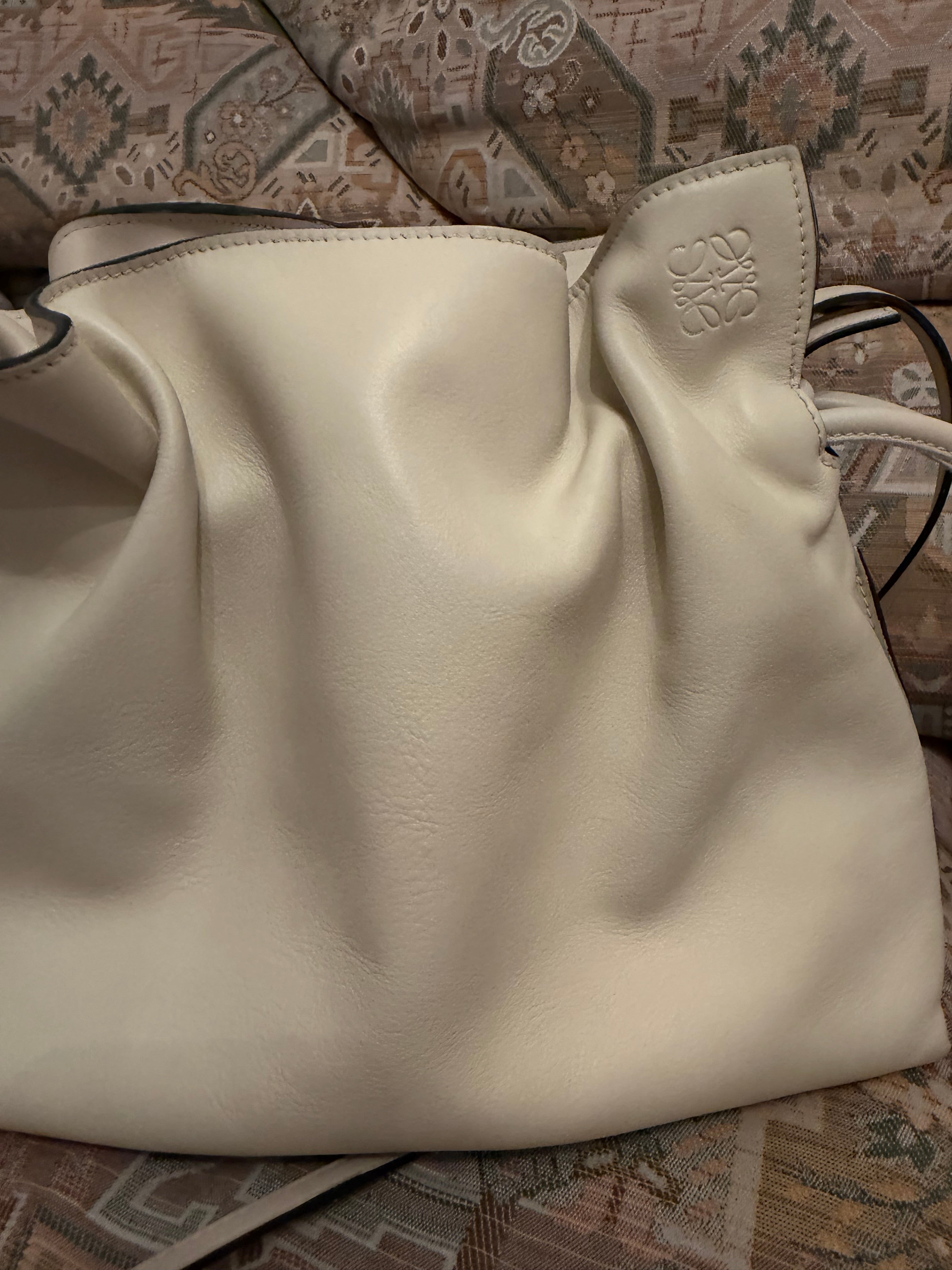 Loewe Flamenco Mediano Piel Blanco Roto