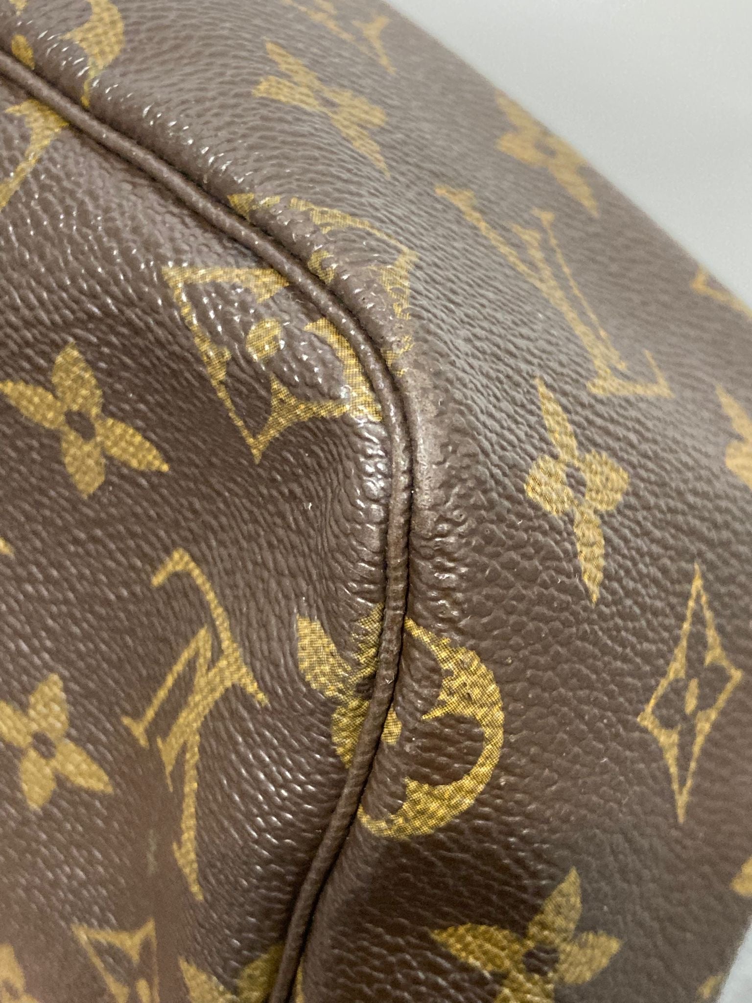 Louis Vuitton Trousse Toilette 28 Monogram