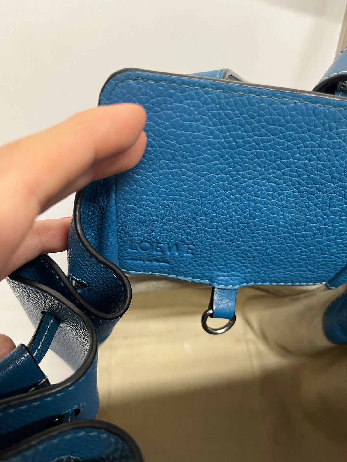Loewe Hammock Small Piel Azul Lago