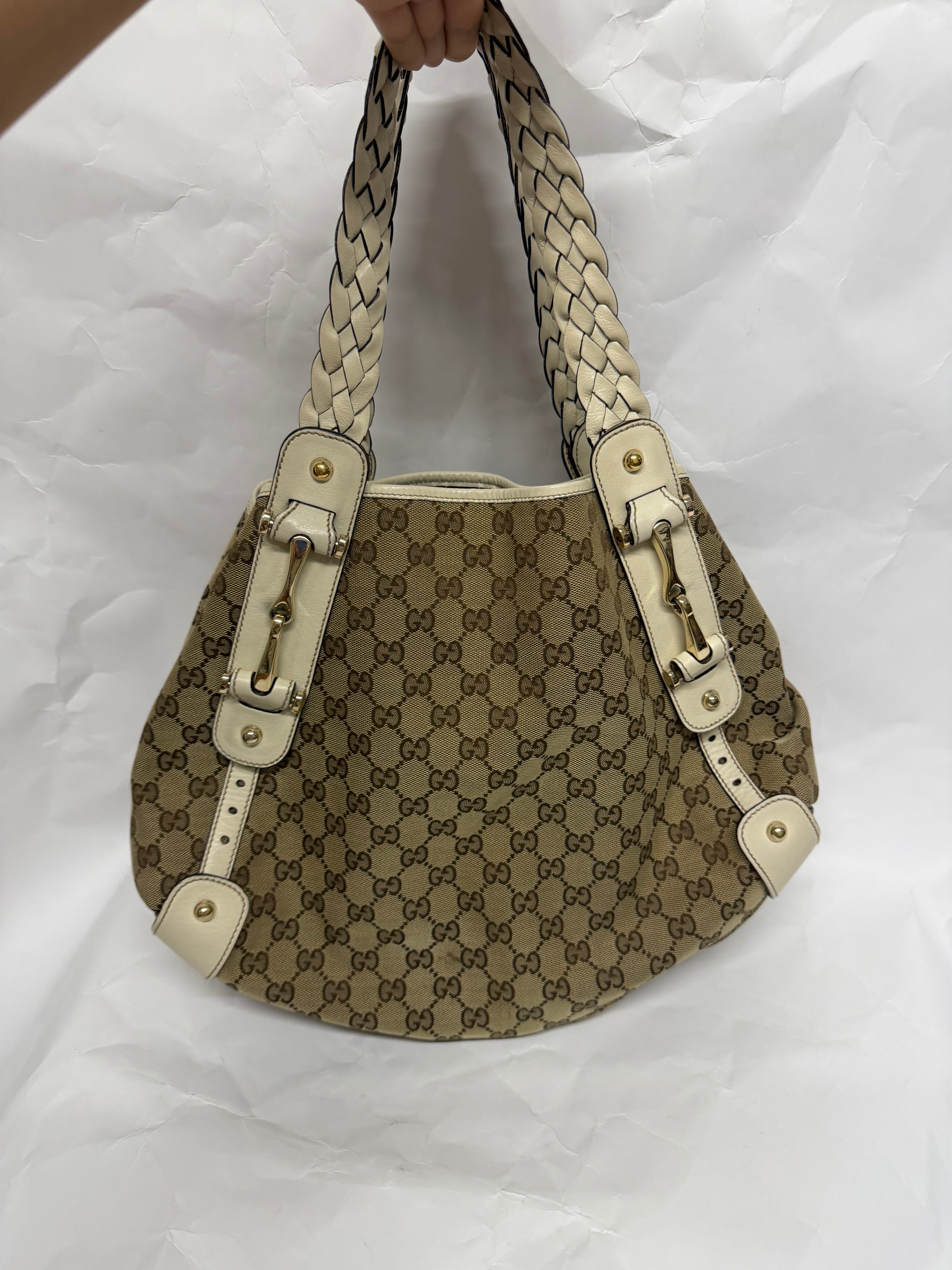 Gucci GG Canvas Horsebit Pelham Shoulder Bag | White