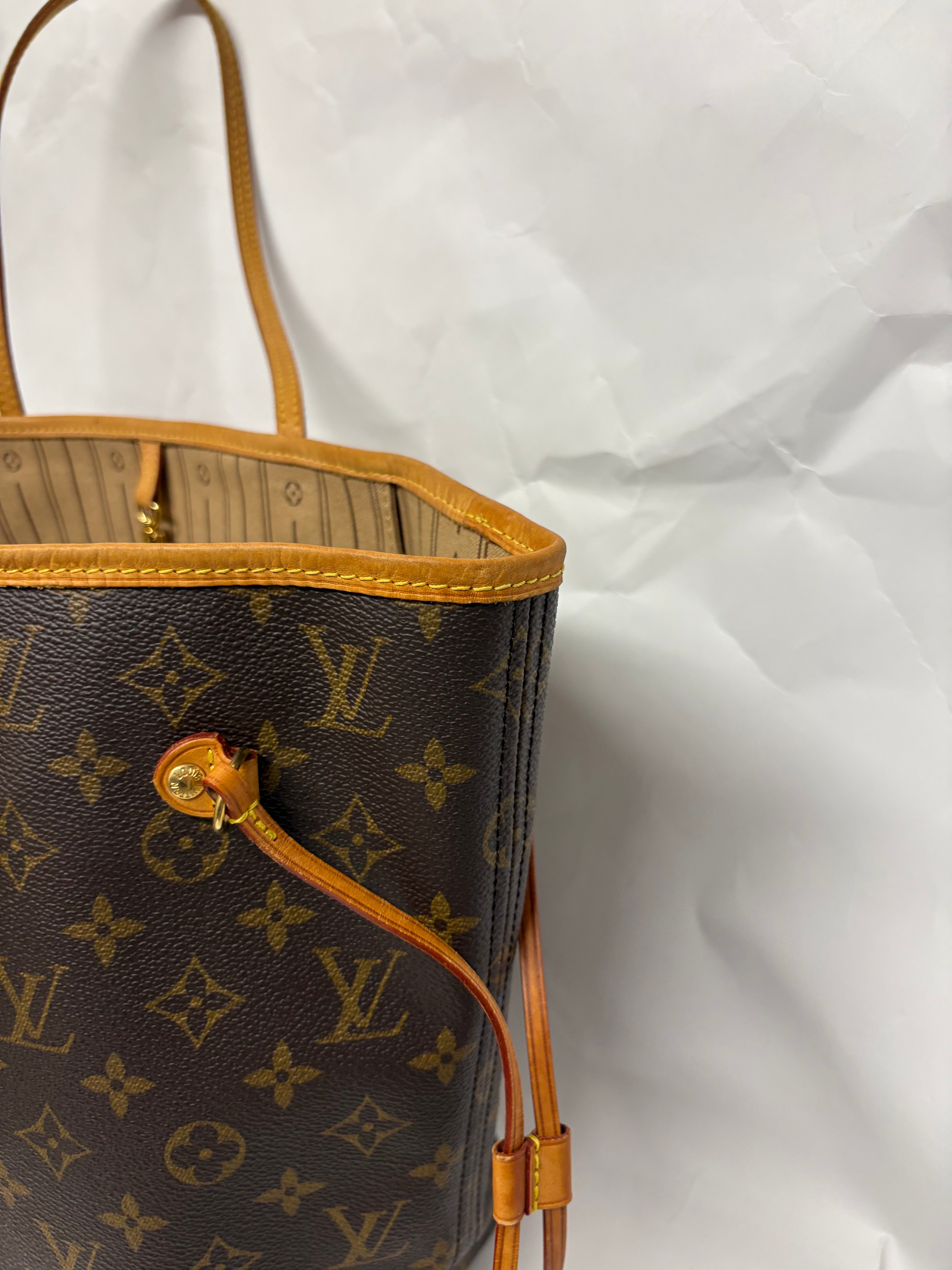 Louis Vuitton Neverfull MM Monogram y Beige