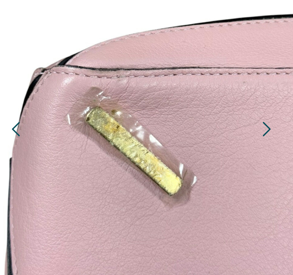 LOEWE Puzzle Rosa – Tamaño Mediano- bajo pedido