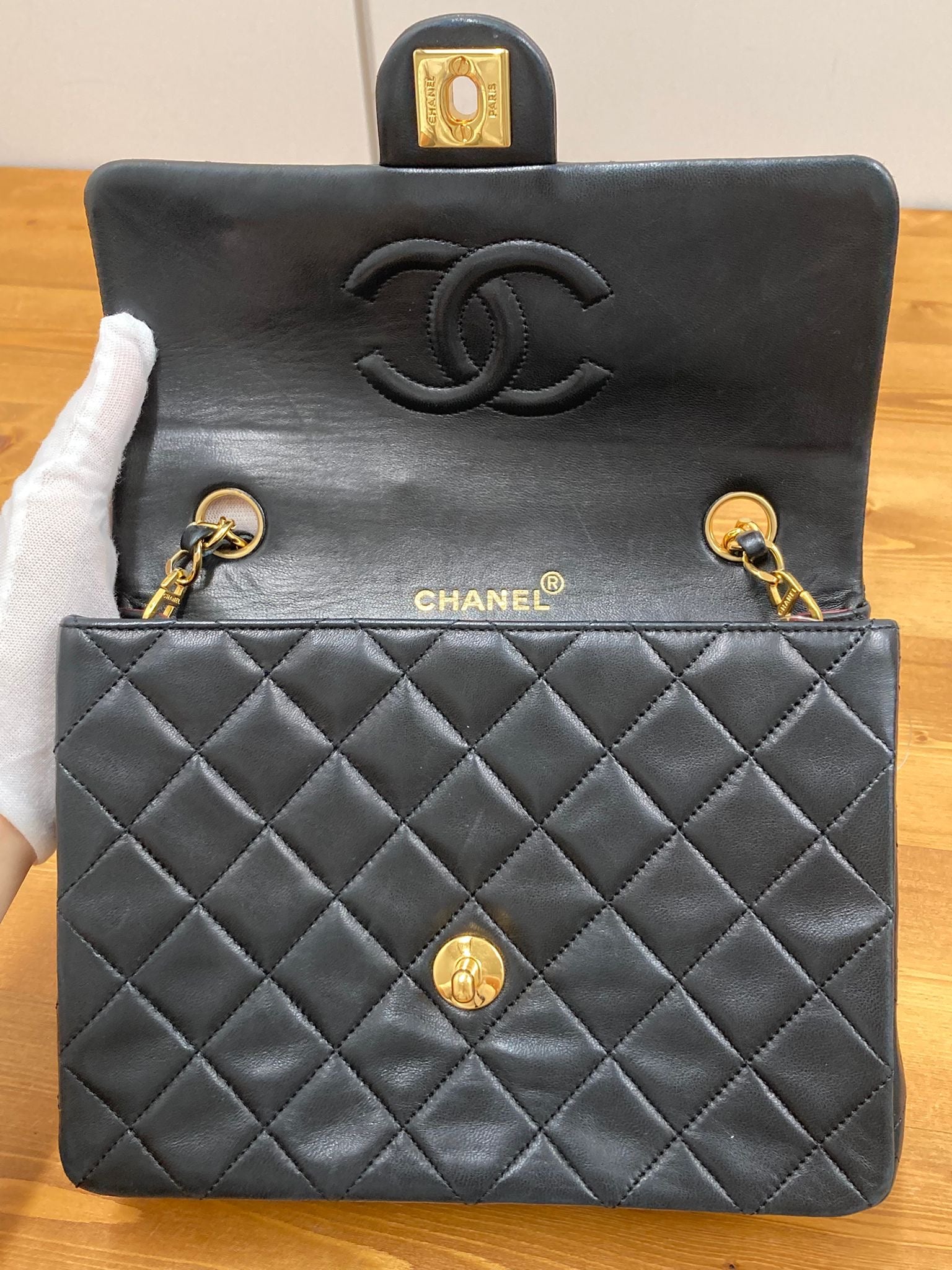 Chanel timeless 20 vintage