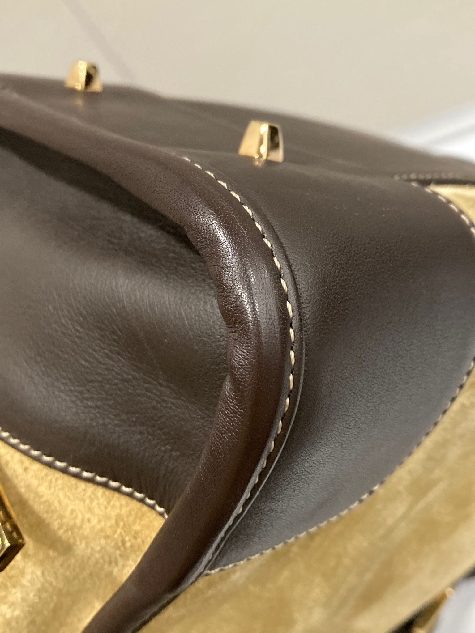 Loewe amazona 28 ante camel y marrón