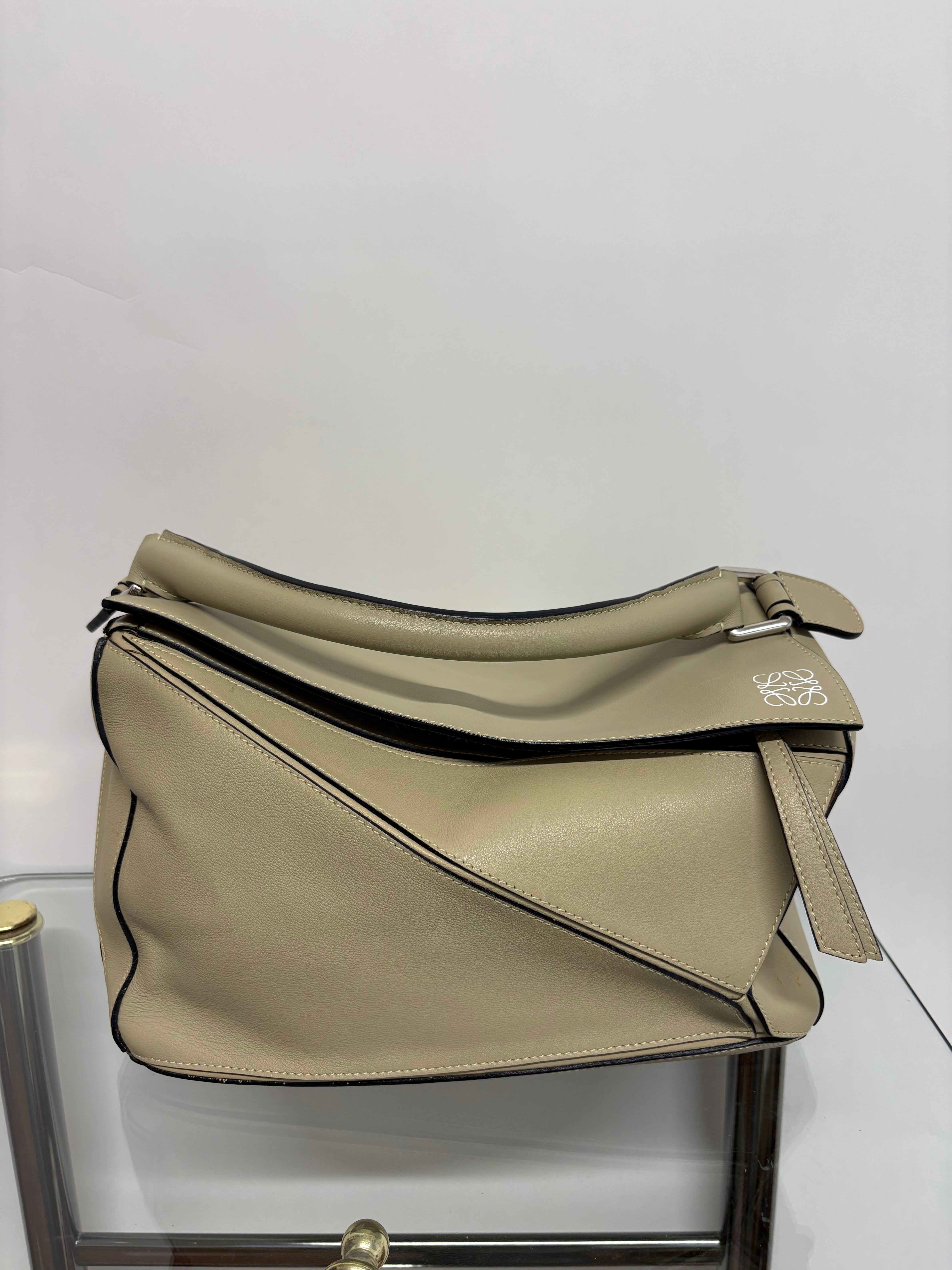 Loewe puzzle mediano Beige/ Taupe Claro