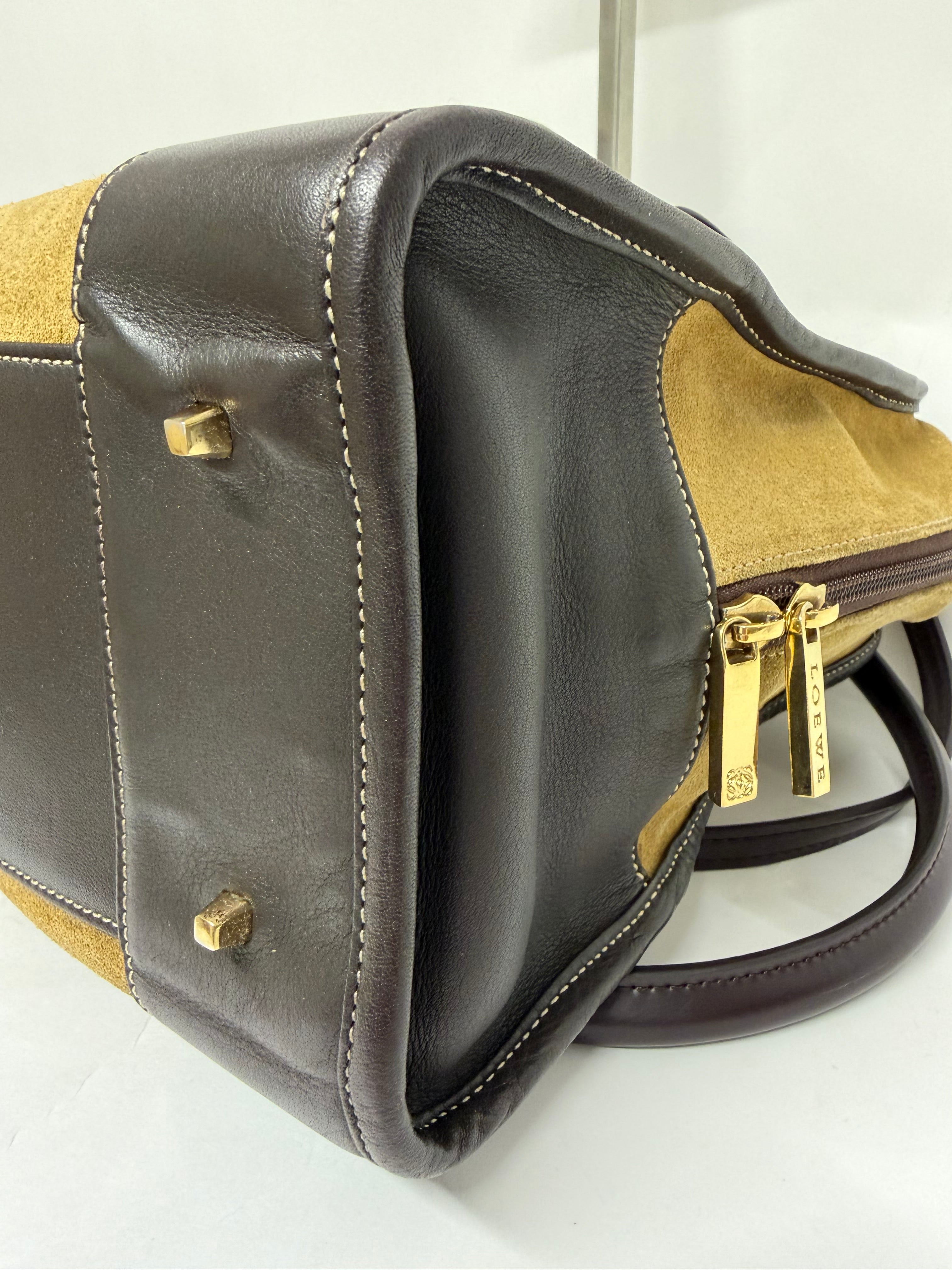 Loewe Amazona 32 Ante Oro y Piel Marrón