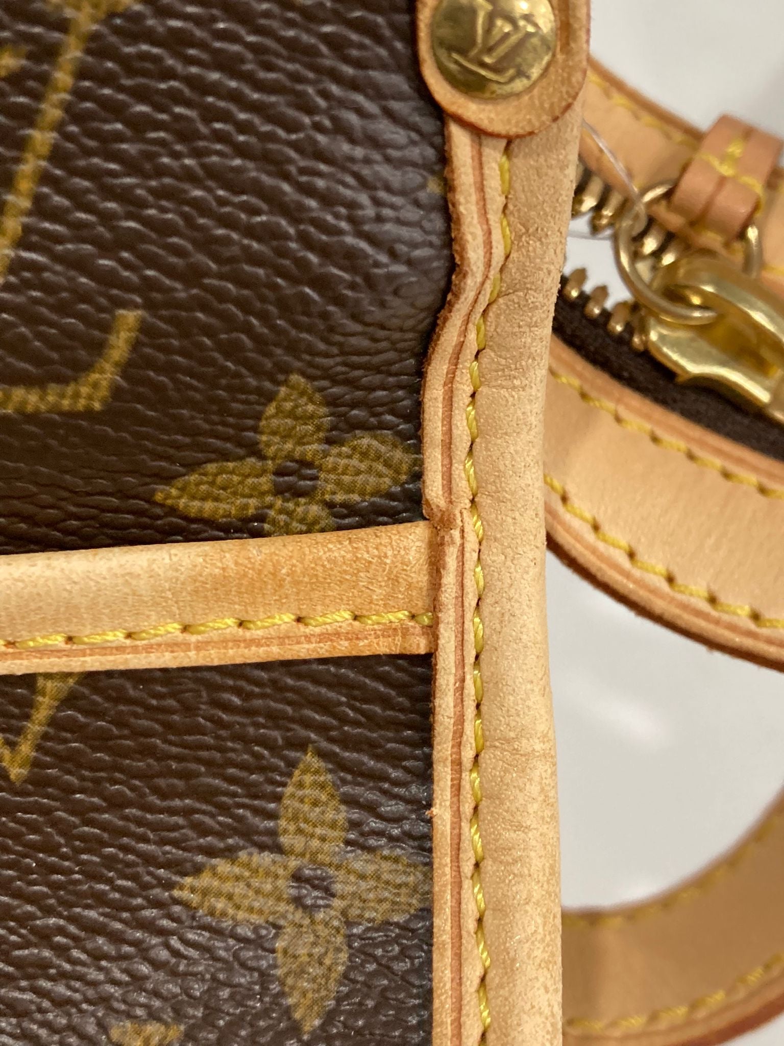 Louis Vuitton bandolera long