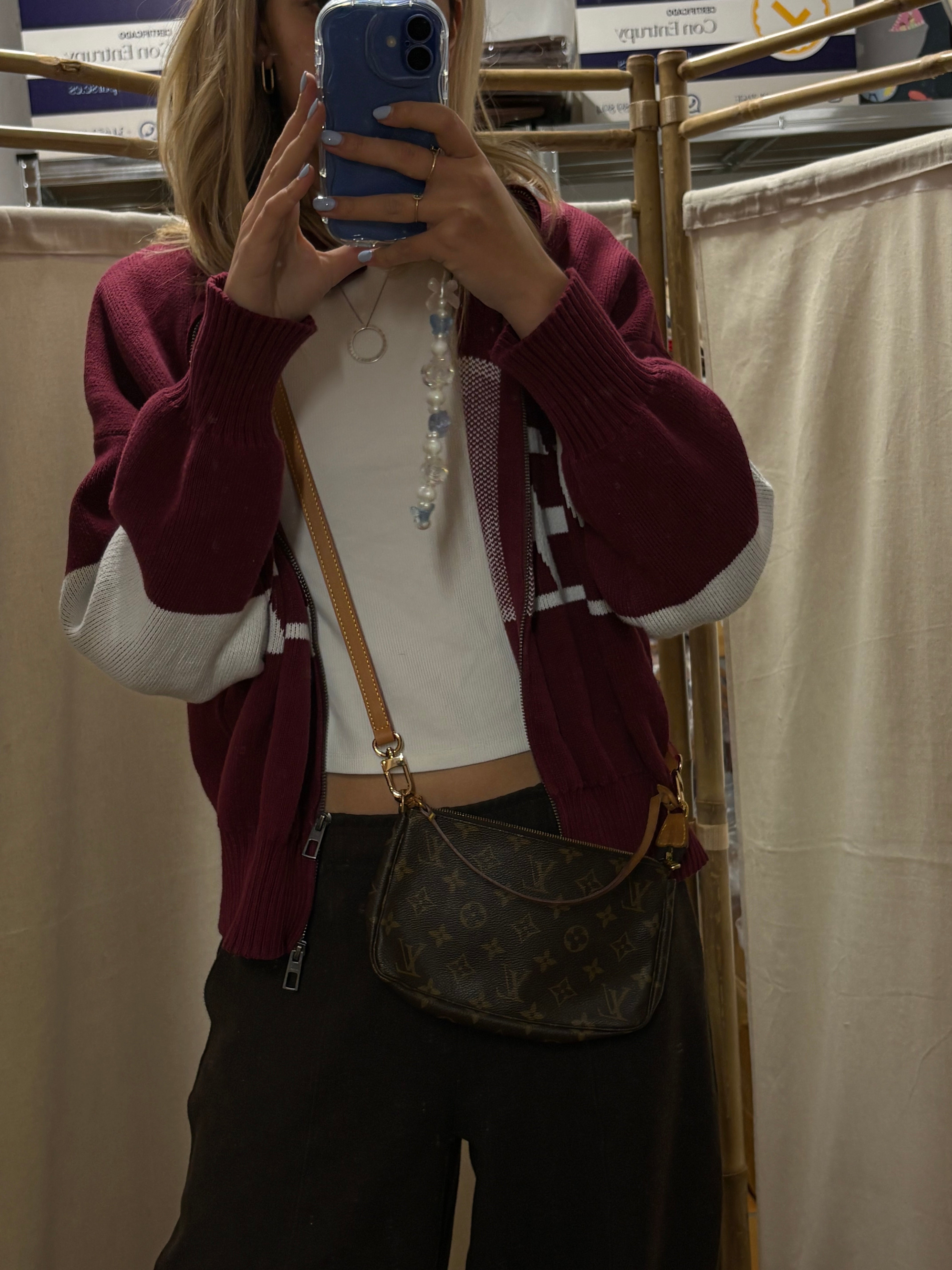 Louis Vuitton Pochette Accessoires monogram con 2 bandoleras extra