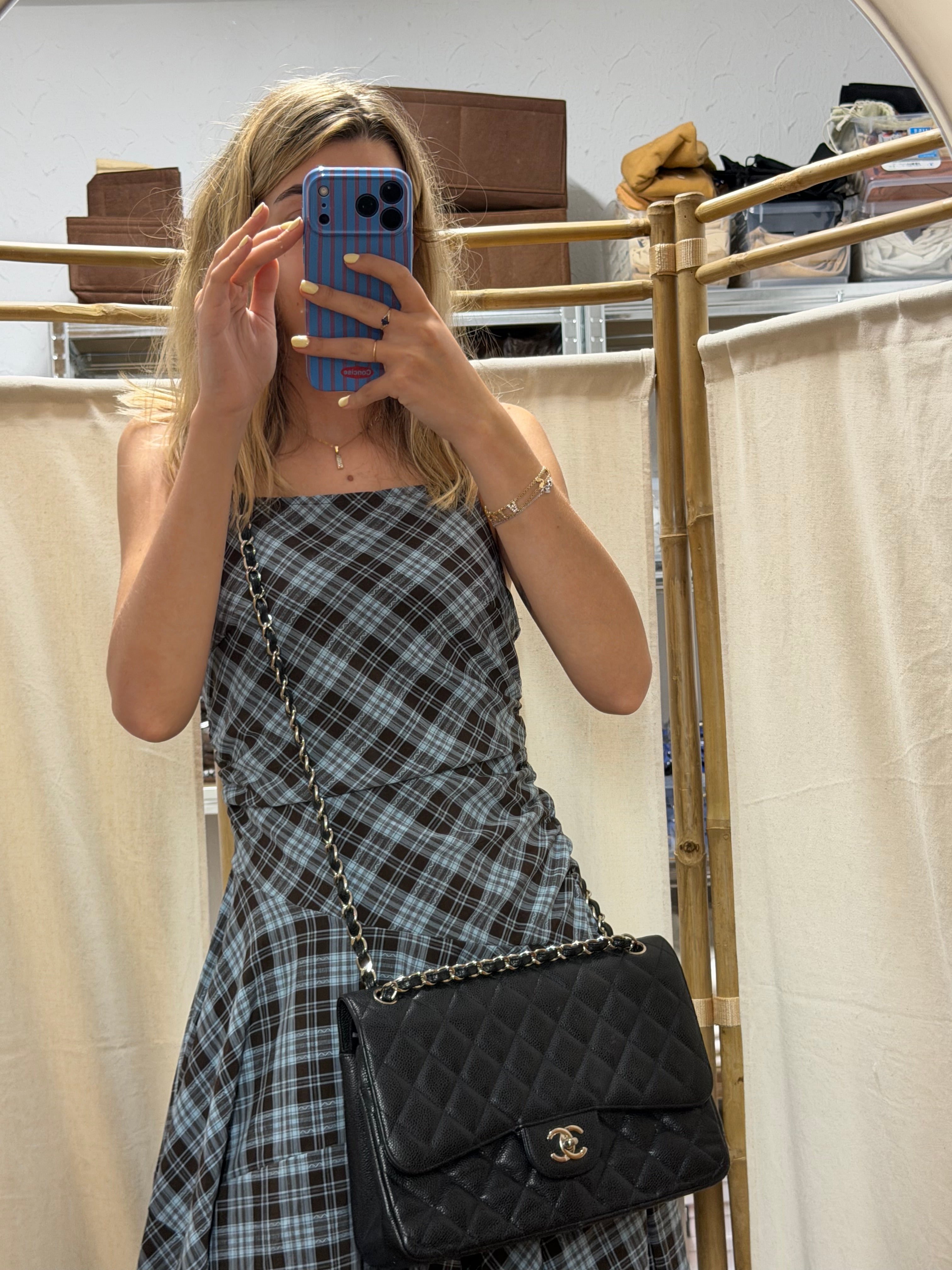 Chanel Jumbo Matelasse Classic Flap Caviar Negro