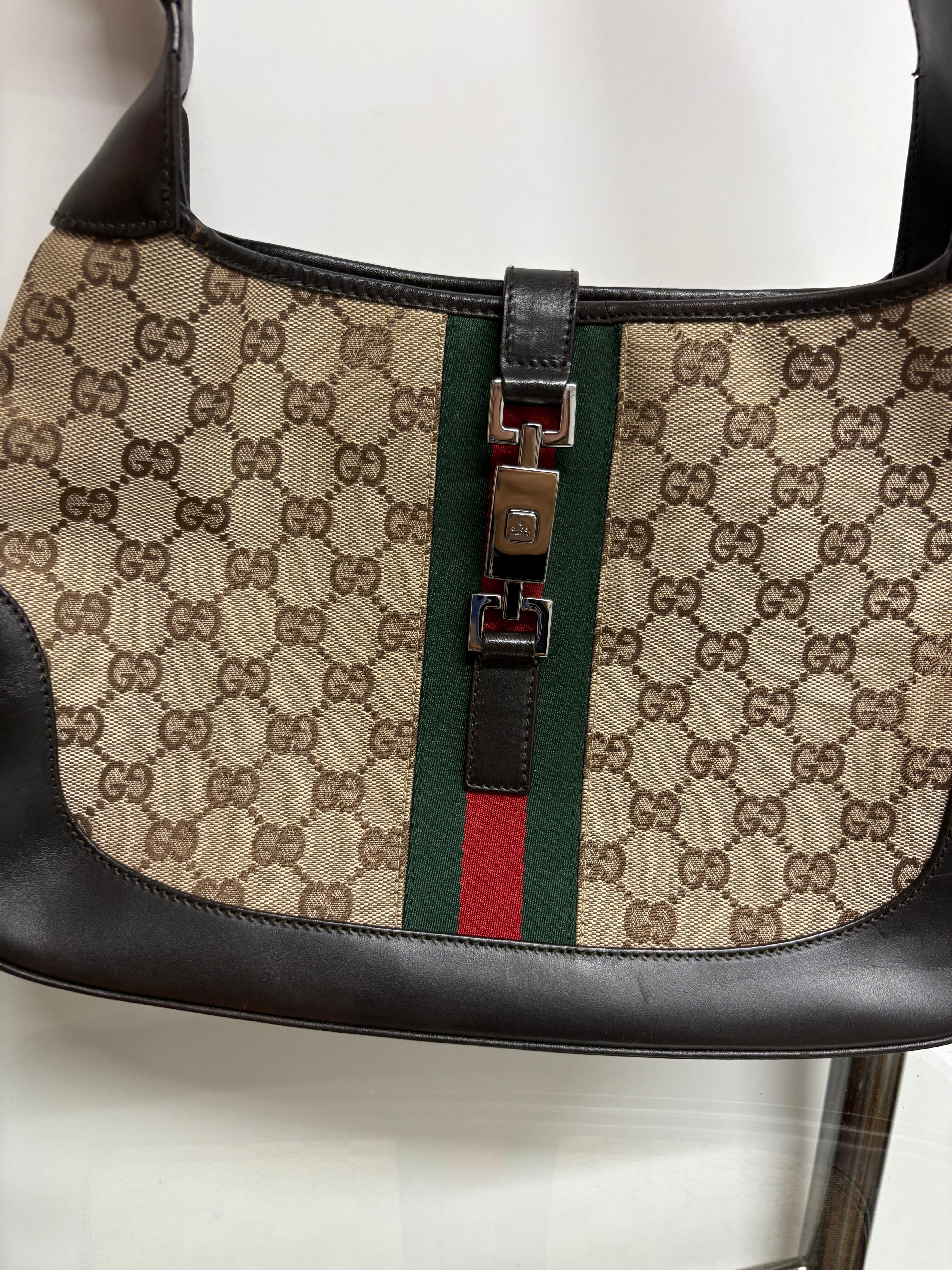 Gucci Jackie Vintage Clásico – GG Canvas & Piel Marrón Oscuro