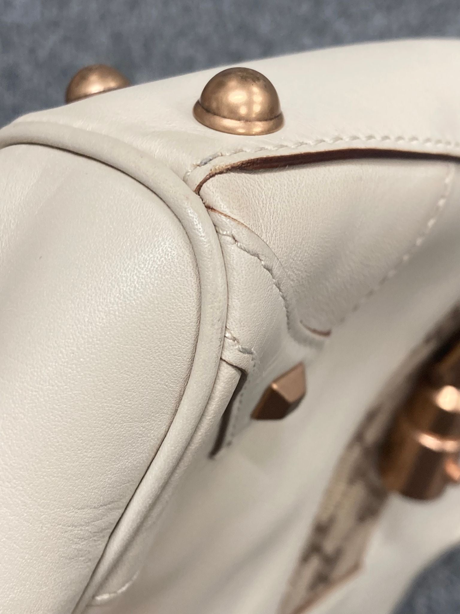 Gucci New Jackie Handbag en canvas beige y piel marfil