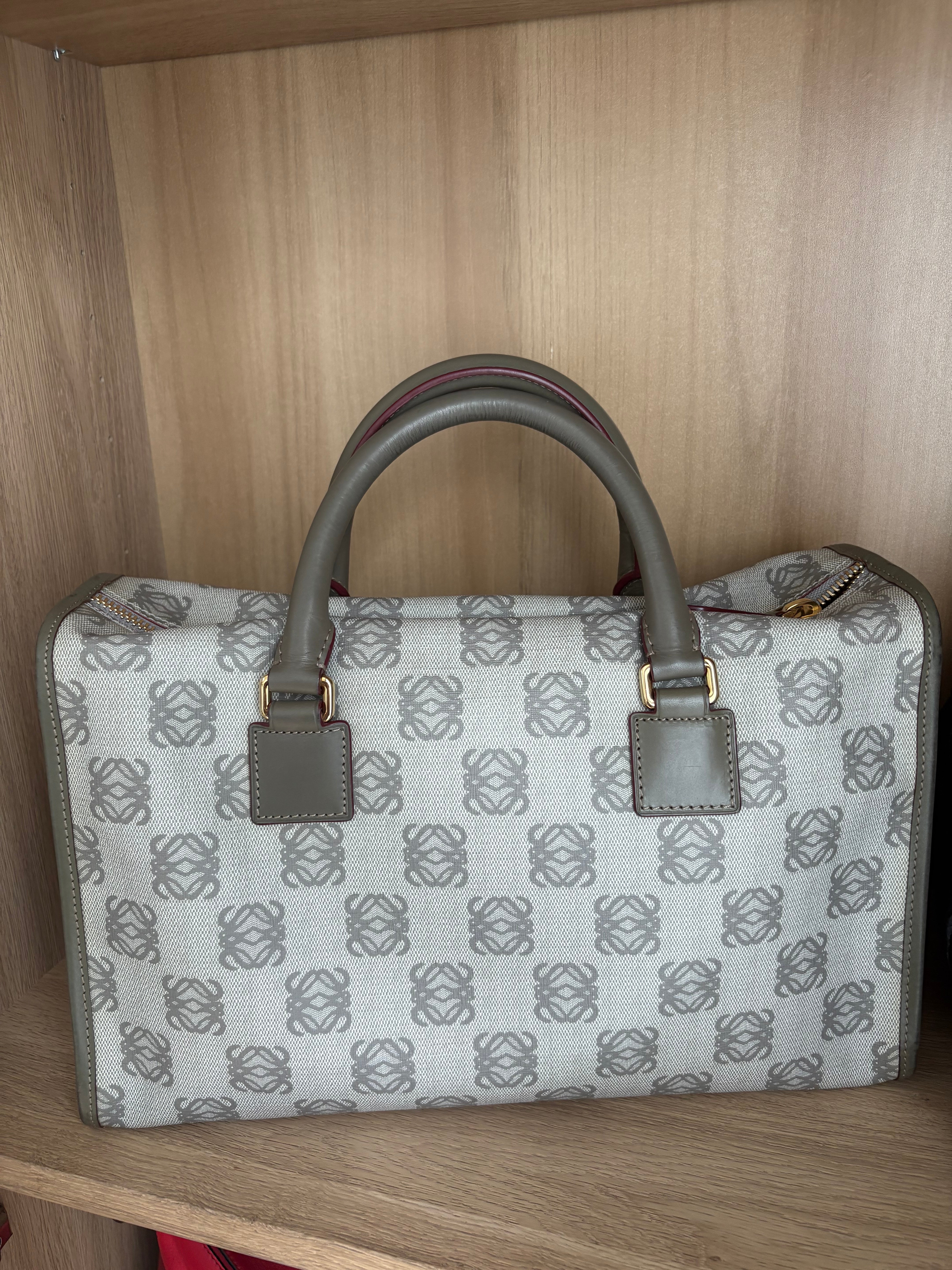 Loewe Amazona 35 en Verde Caqui – Vintage