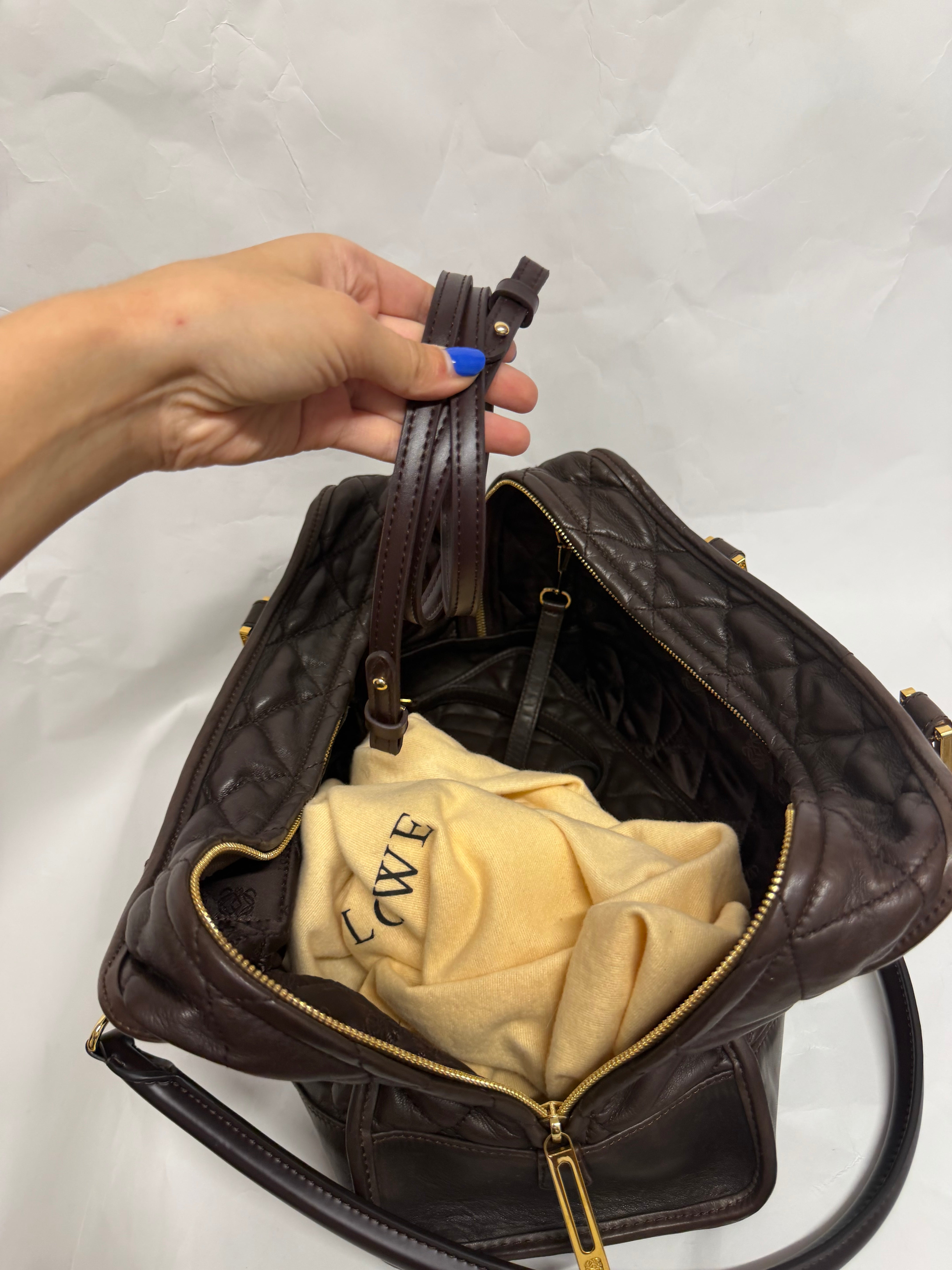 Loewe Amazona 36 Acolchada | Marrón Chocolate