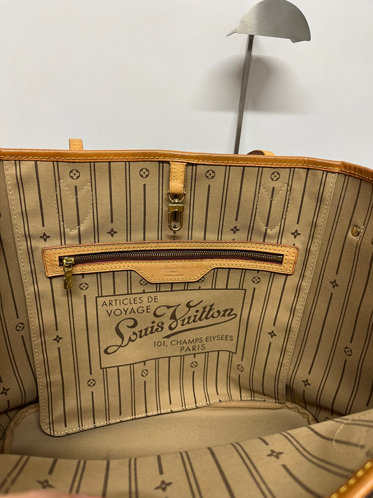 Louis Vuitton Neverfull MM Lona Monogram 2010