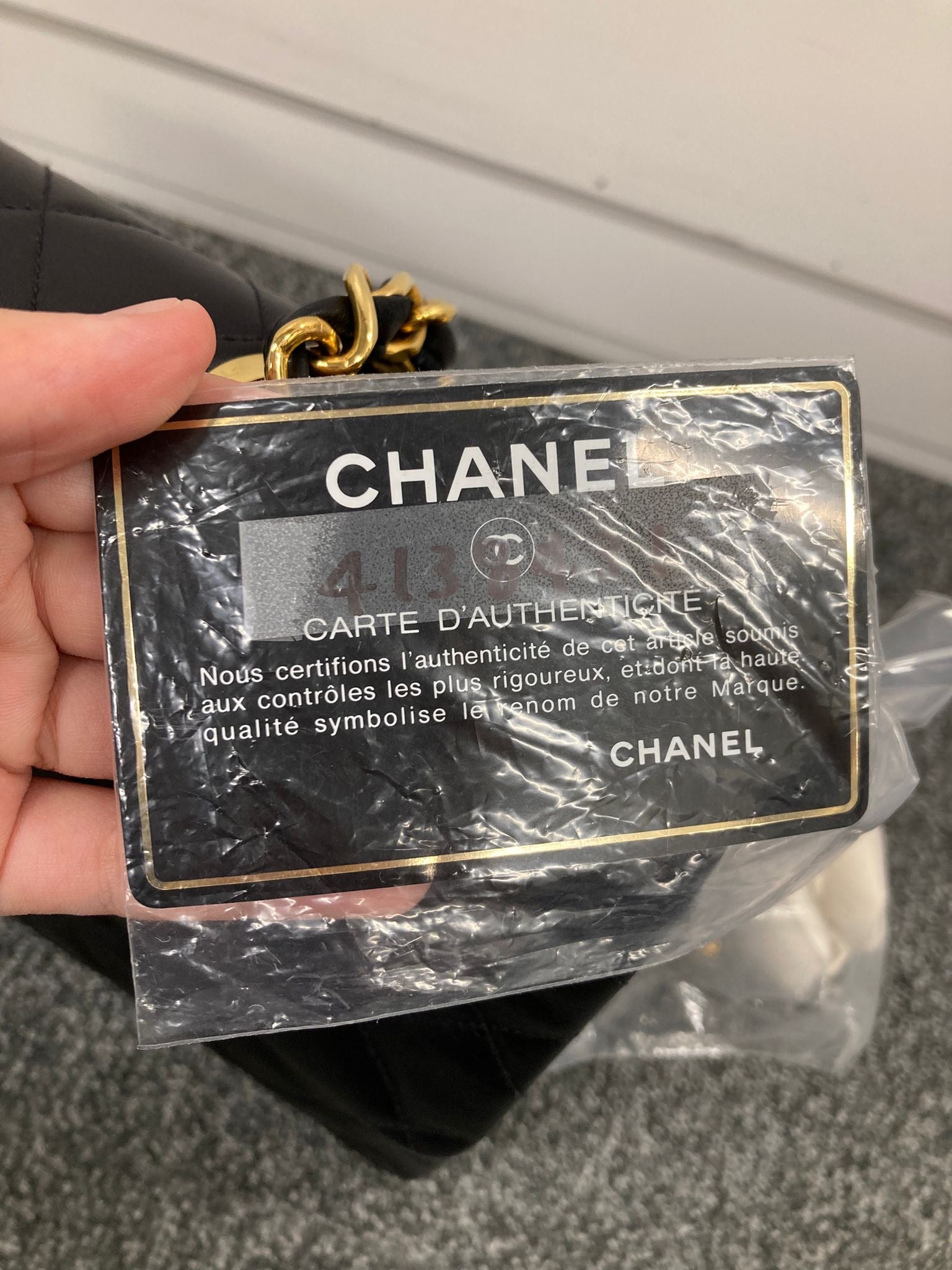 Chanel Jumbo Timeless 34 Vintage en piel de cordero negra y herrajes dorados