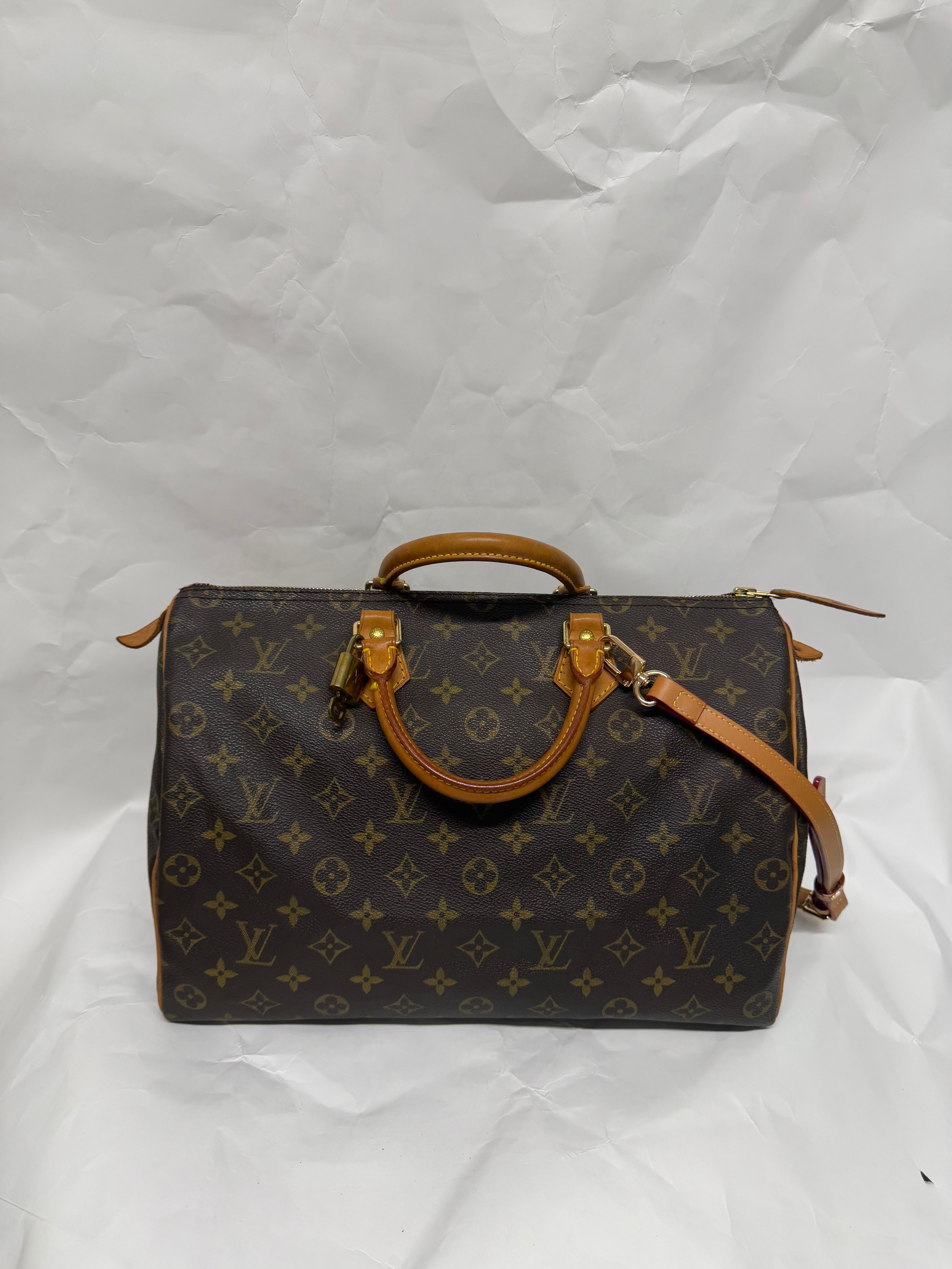 Louis Vuitton Speedy 35 Monogram MB0080