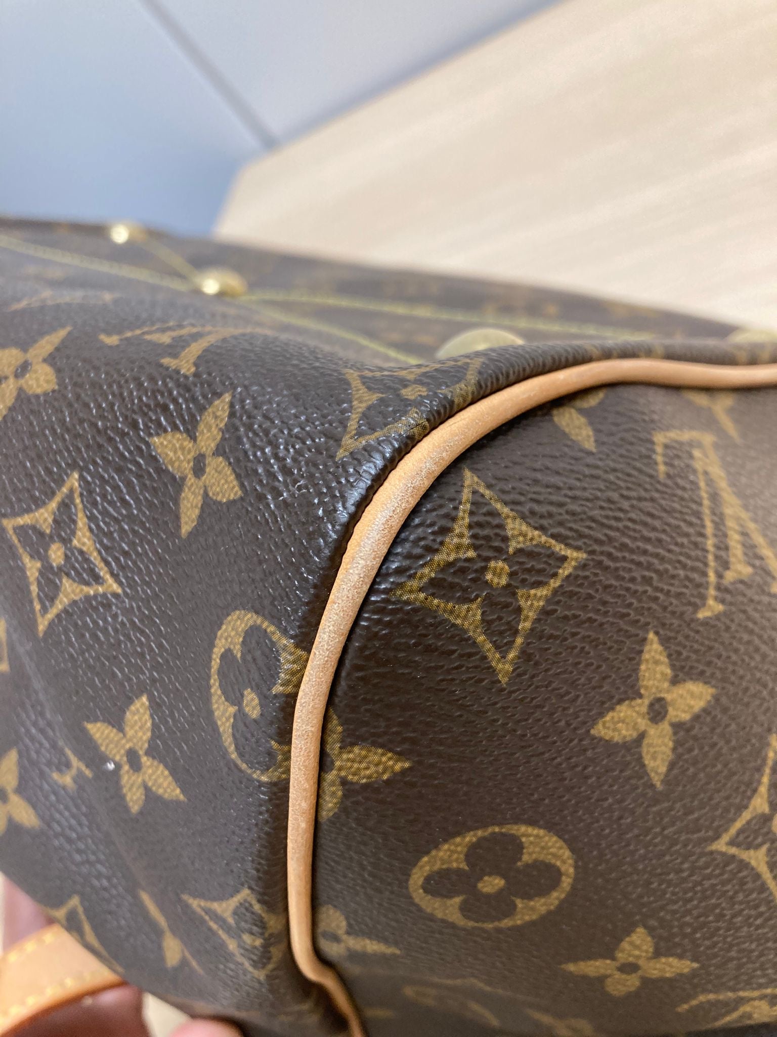 Louis Vuitton tivoli GM monogram