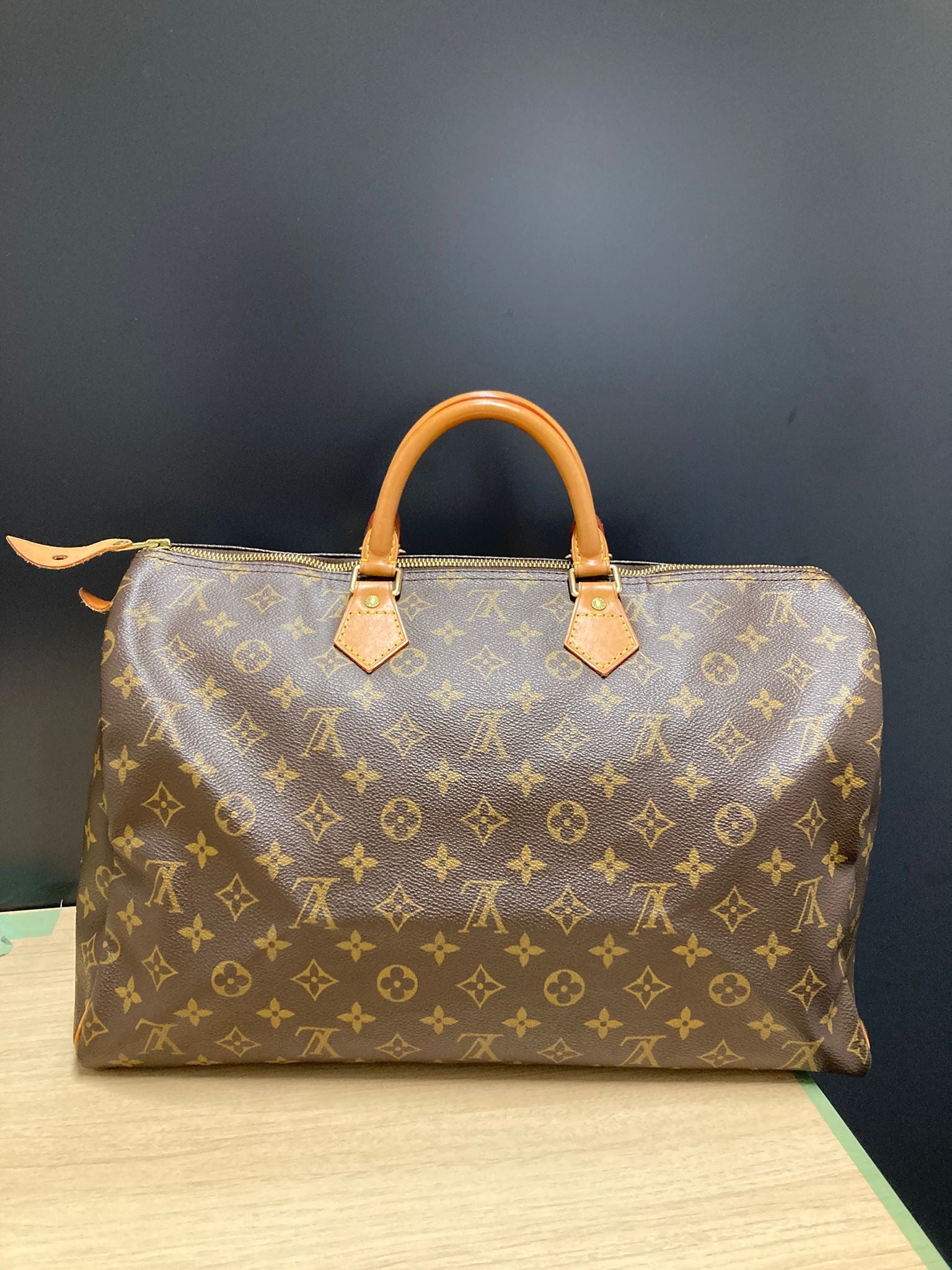 Louis Vuitton Speedy 40 monogram