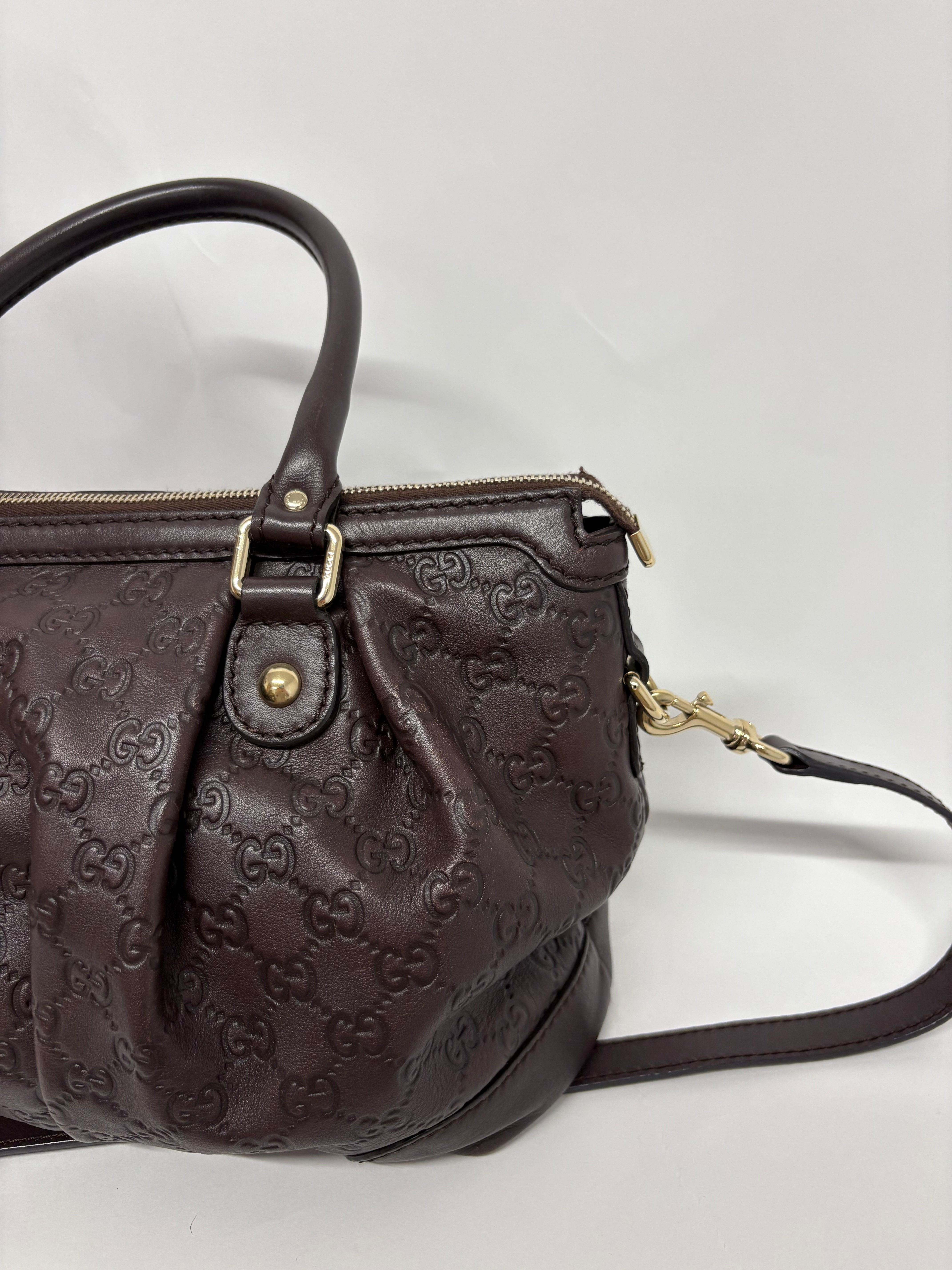 Gucci GG Guccissima suckey – Piel marrón chocolate Y bandolera