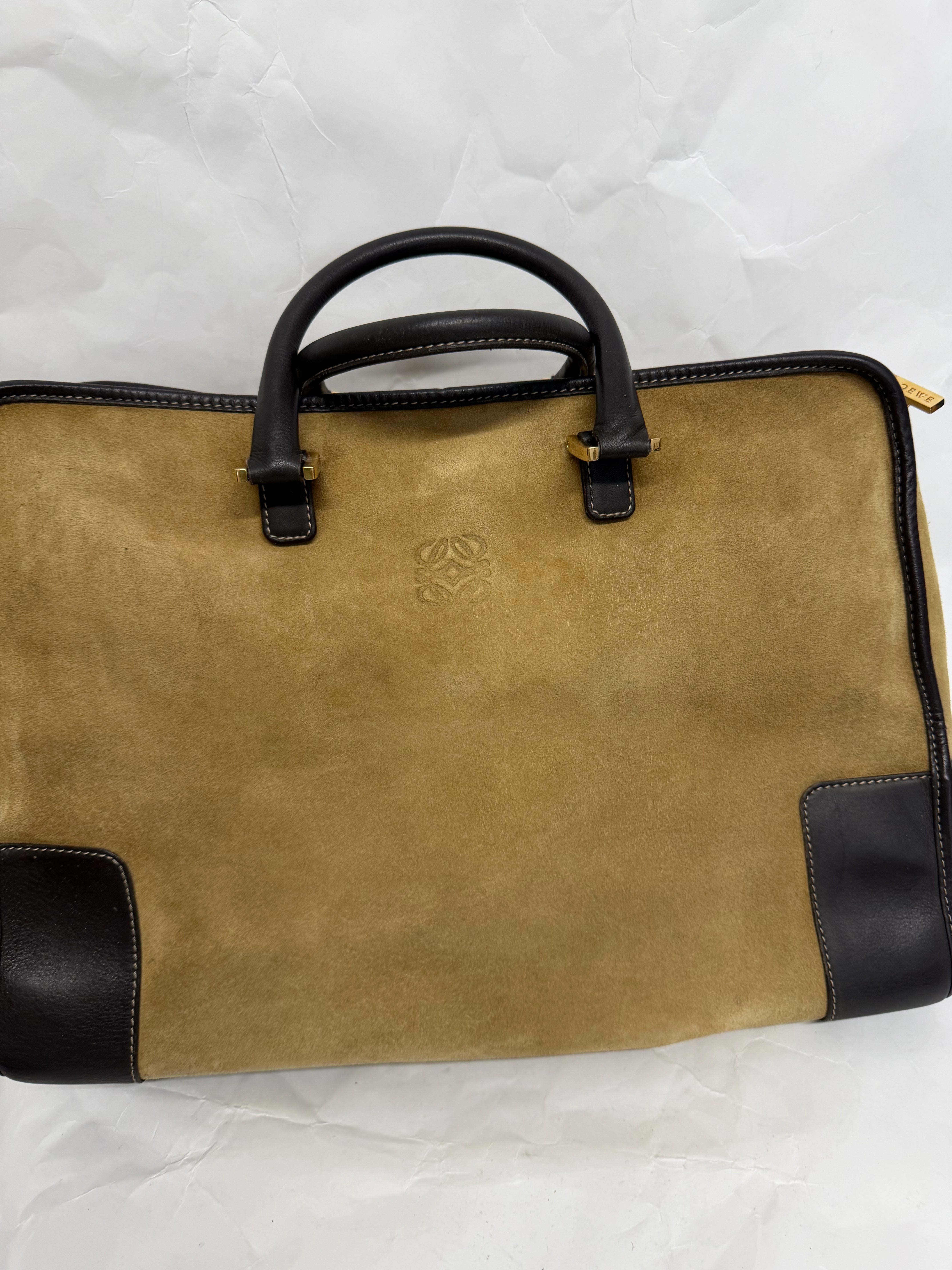 Loewe Amazona 36 | Ante Oro
