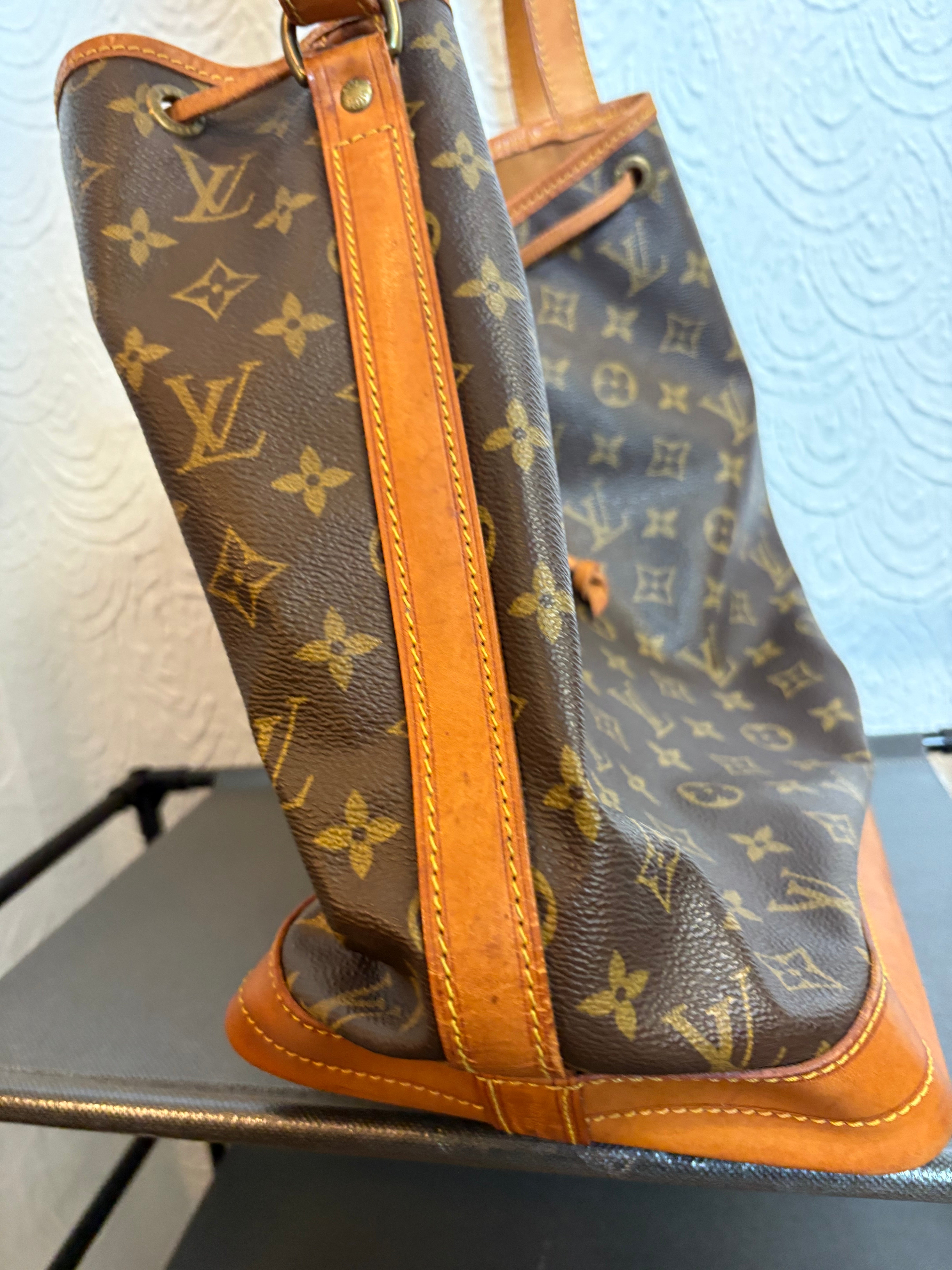 Louis Vuitton noè clásico vintage canvas monogram