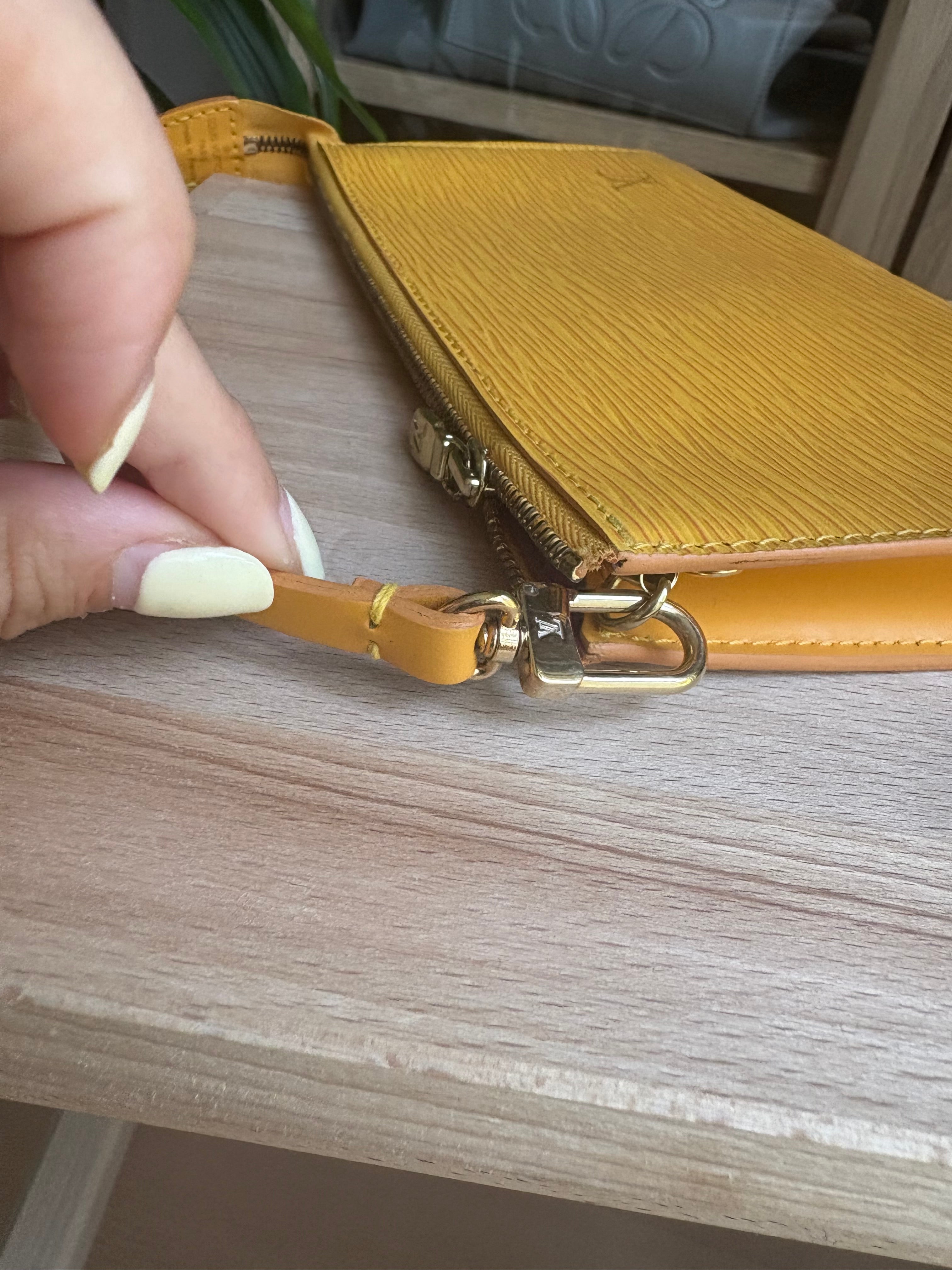 LV Epi Amarillo Pochette Tassili Yellow