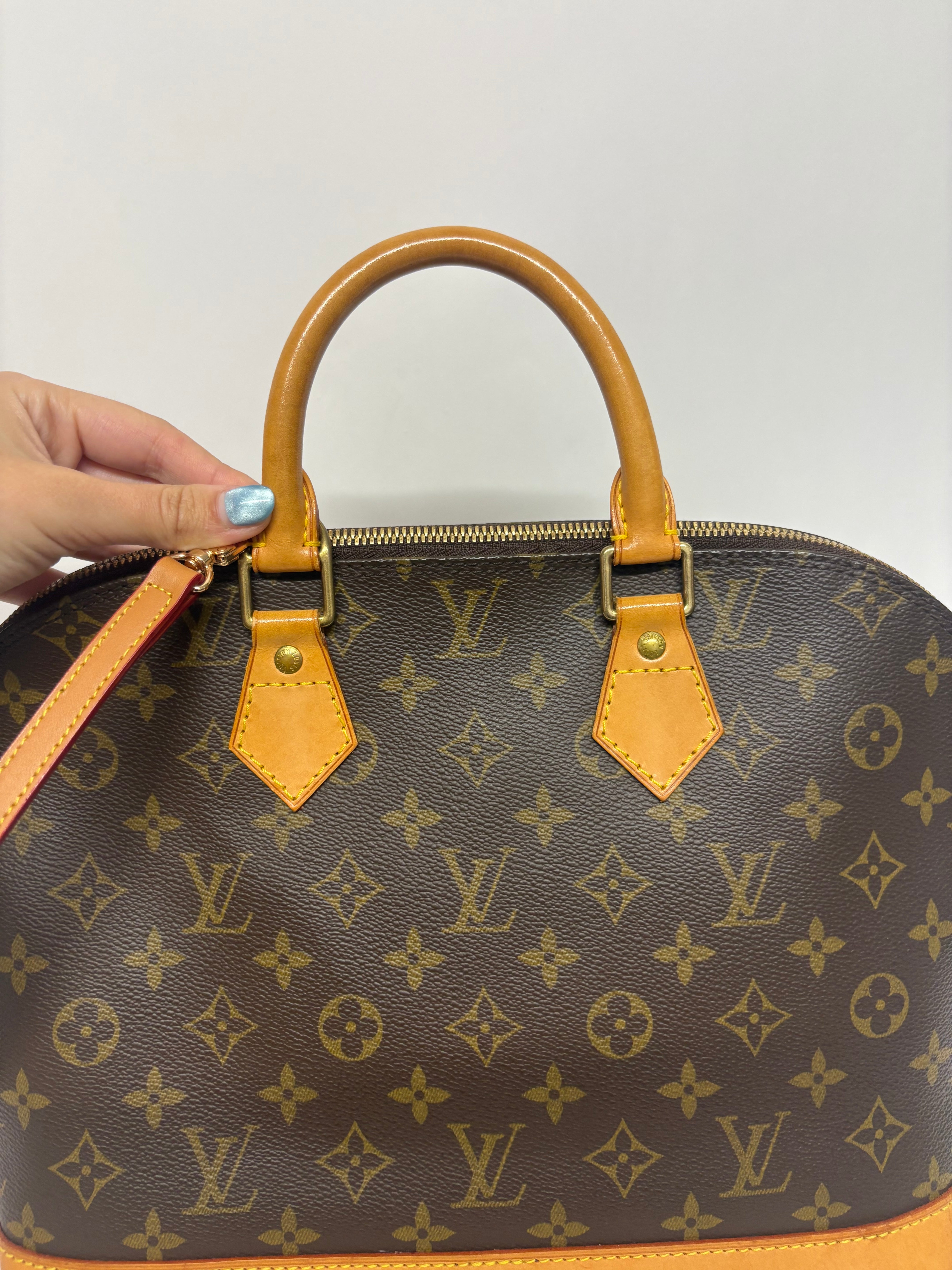 Louis Vuitton Alma PM Monogram