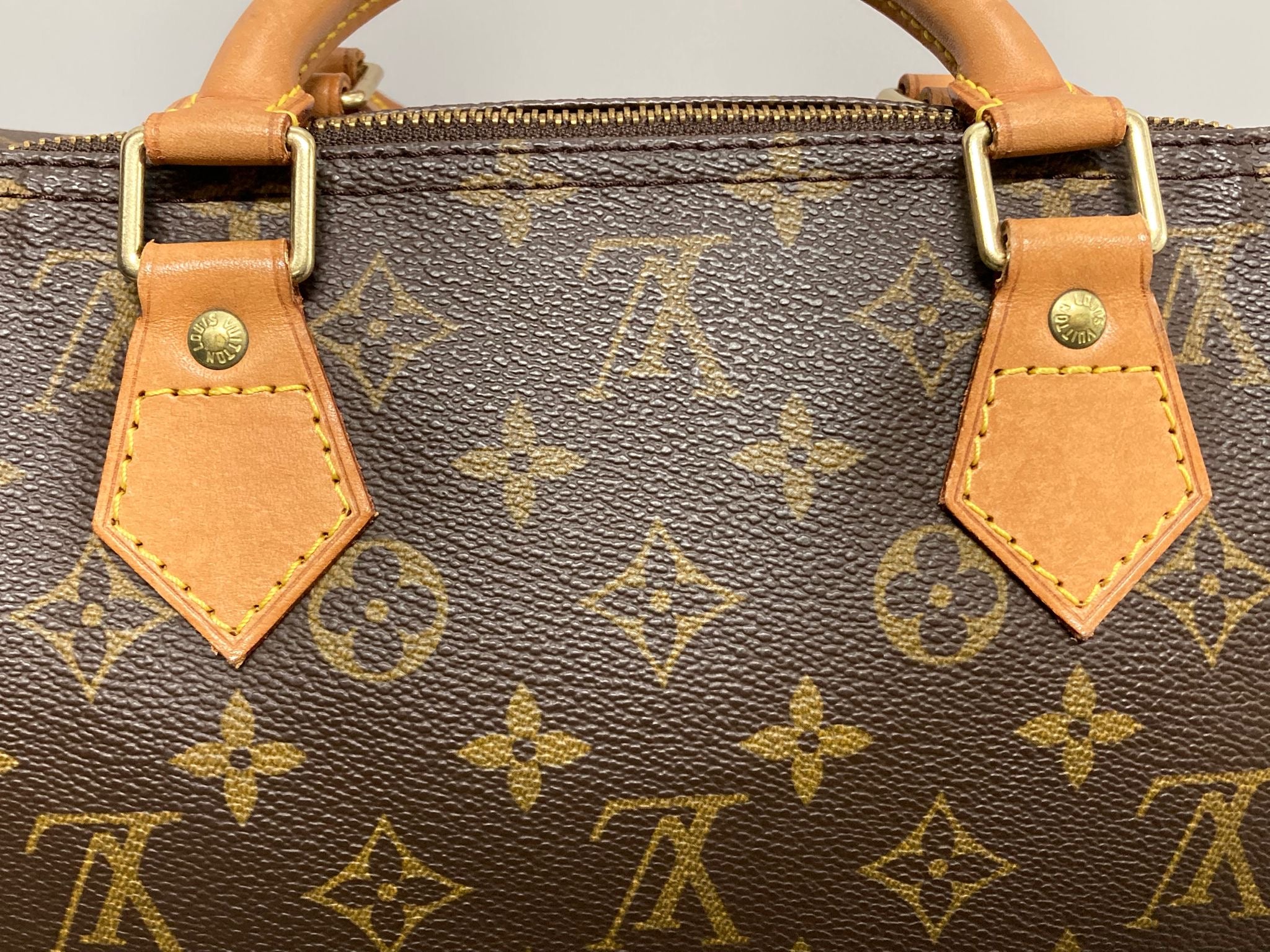 Louis Vuitton Speedy 40 monogram