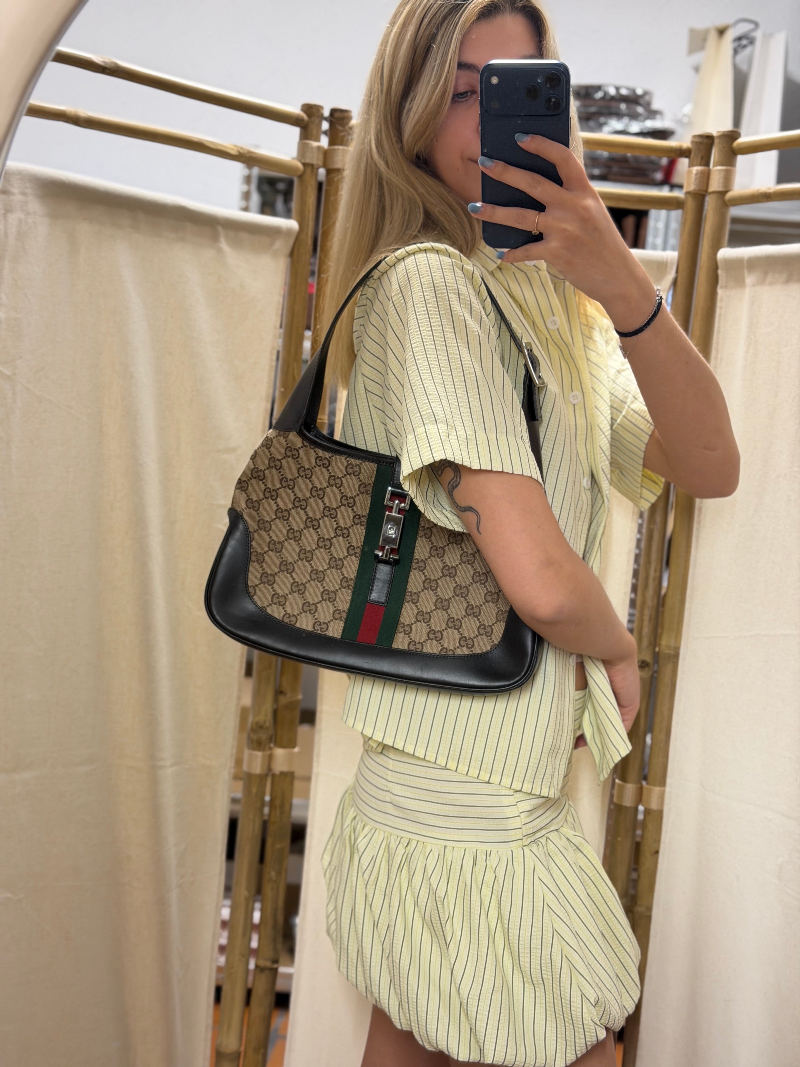 Gucci Jackie GG Canvas Web pequeña con bandolera