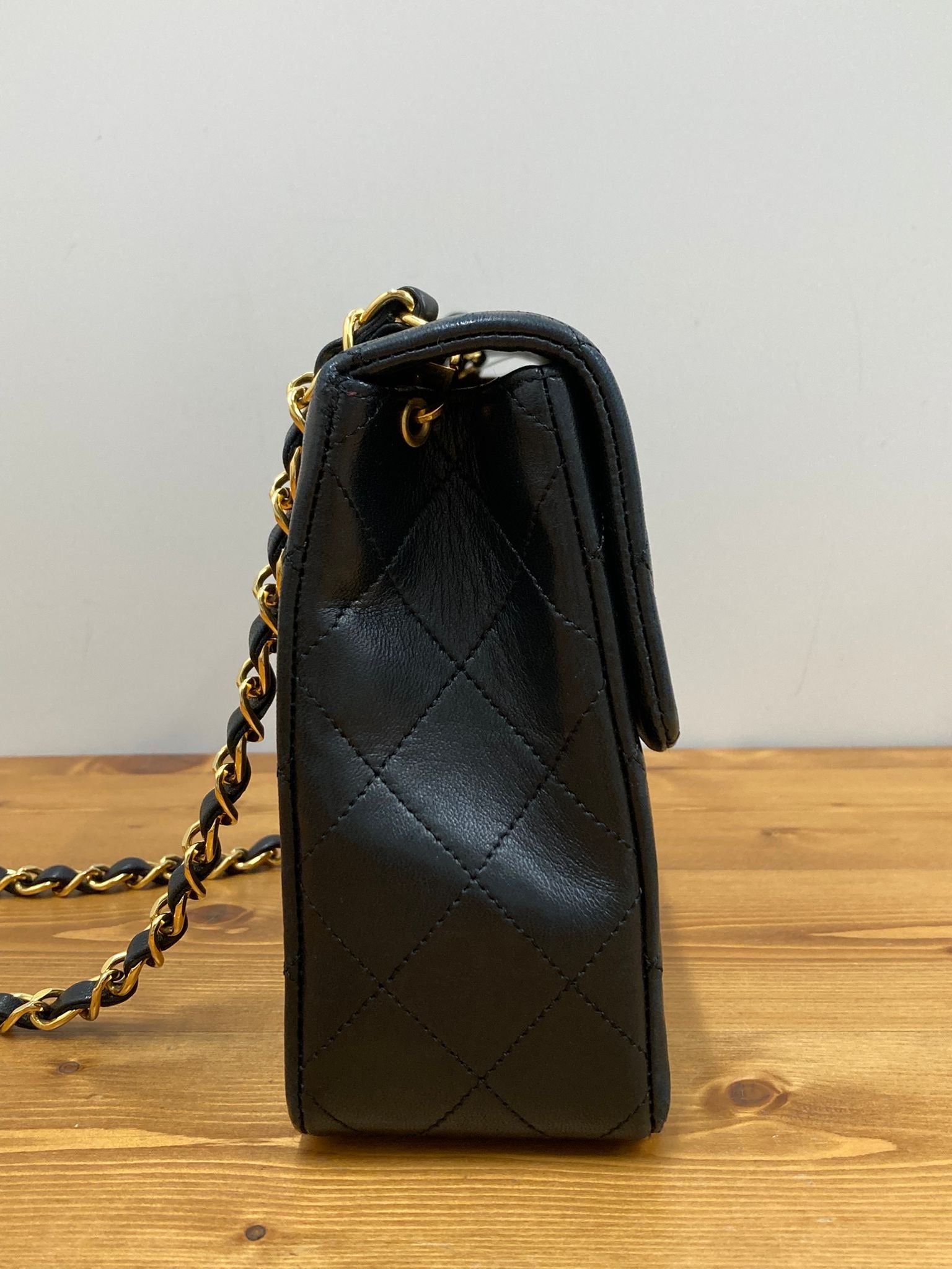 Chanel timeless 20 vintage