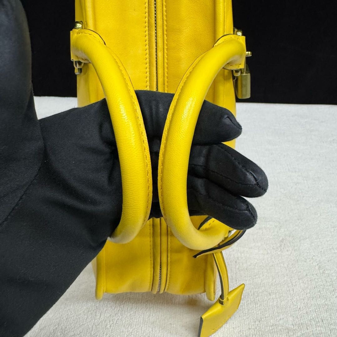 Loewe Amazona 28 amarillo sol