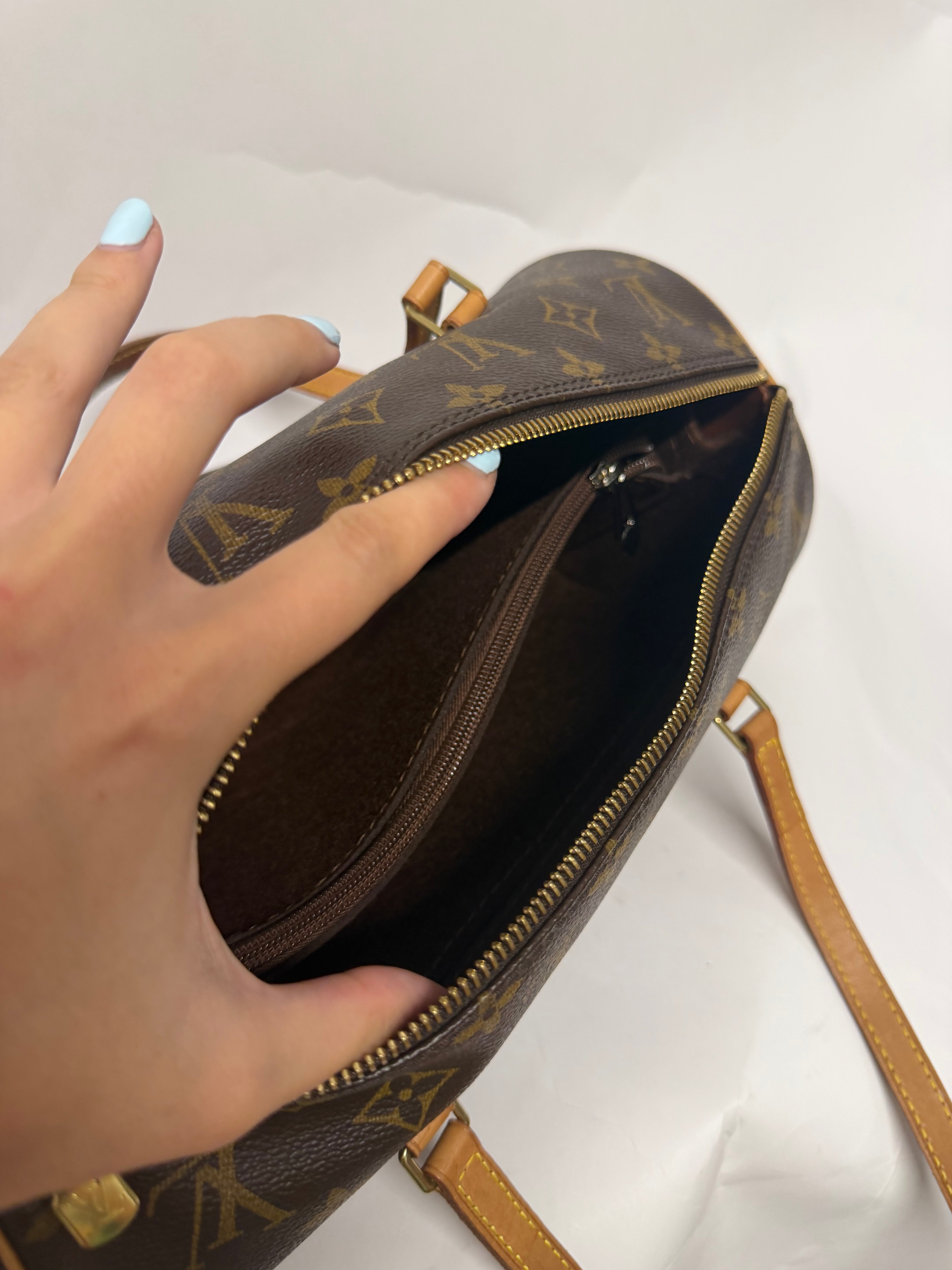 Louis Vuitton Papillon 30 Monogram con pouch