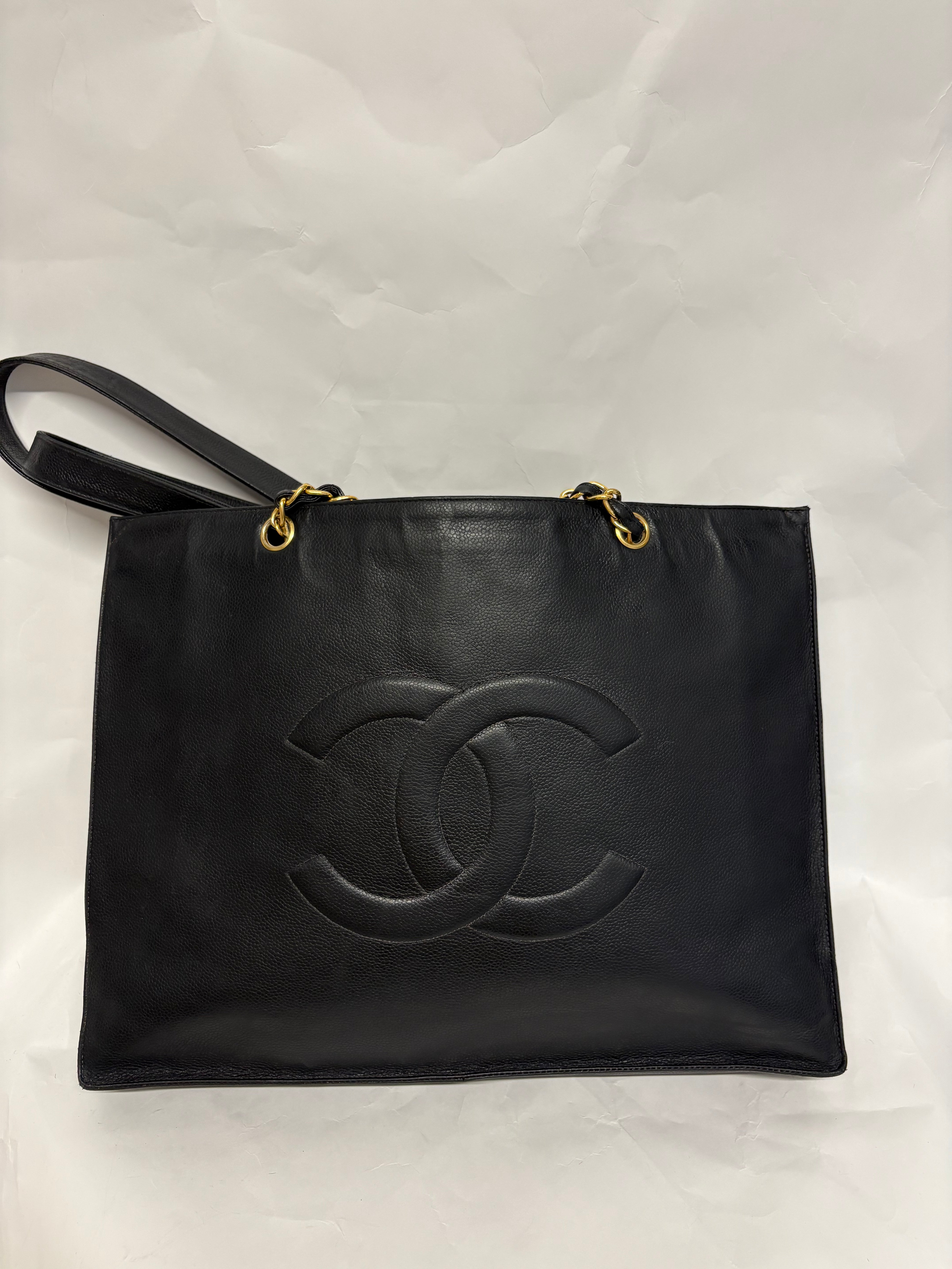 Chanel CC Caviar Tote Bag Negro Vintage