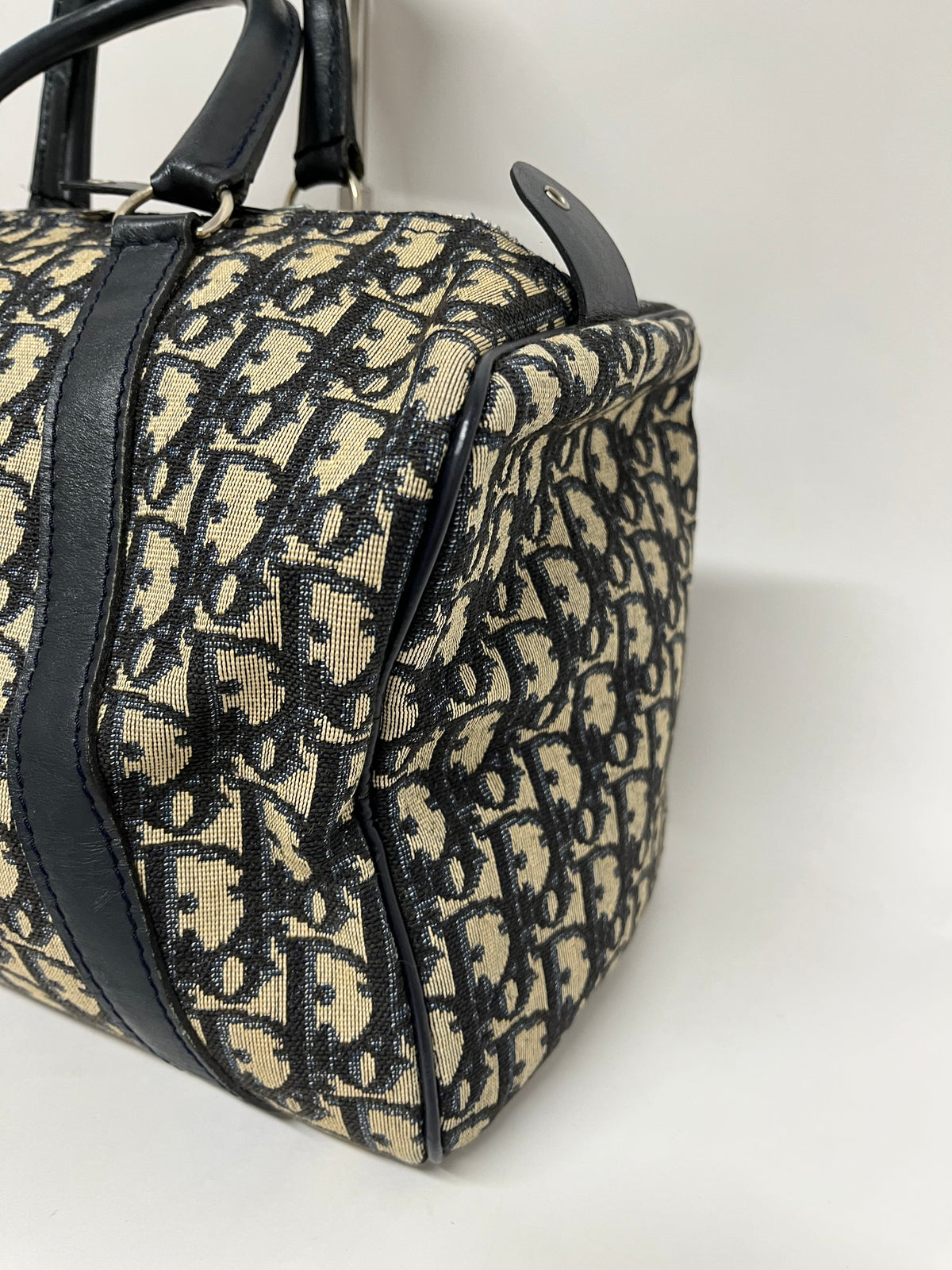 Christian Dior Boston 30 Lona Trotter con Interior en Piel Azul Marino