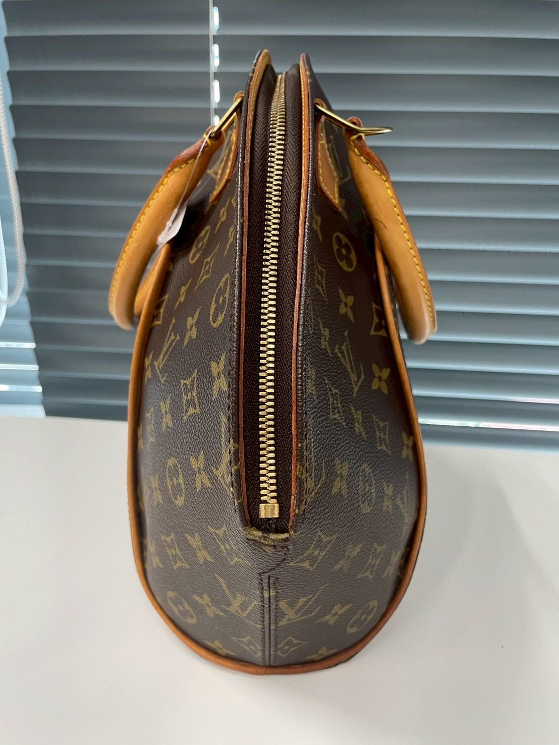 Louis Vuitton Ellipse MM Monogram