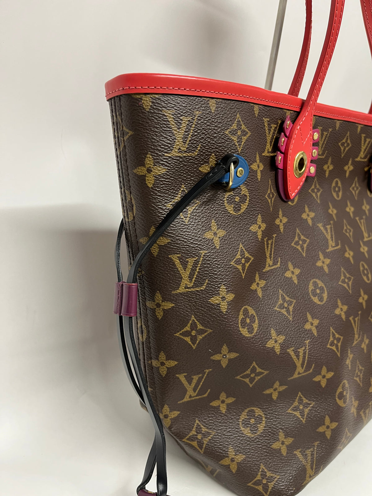 Louis Vuitton Neverfull MM Totem Edición Limitada Monogram