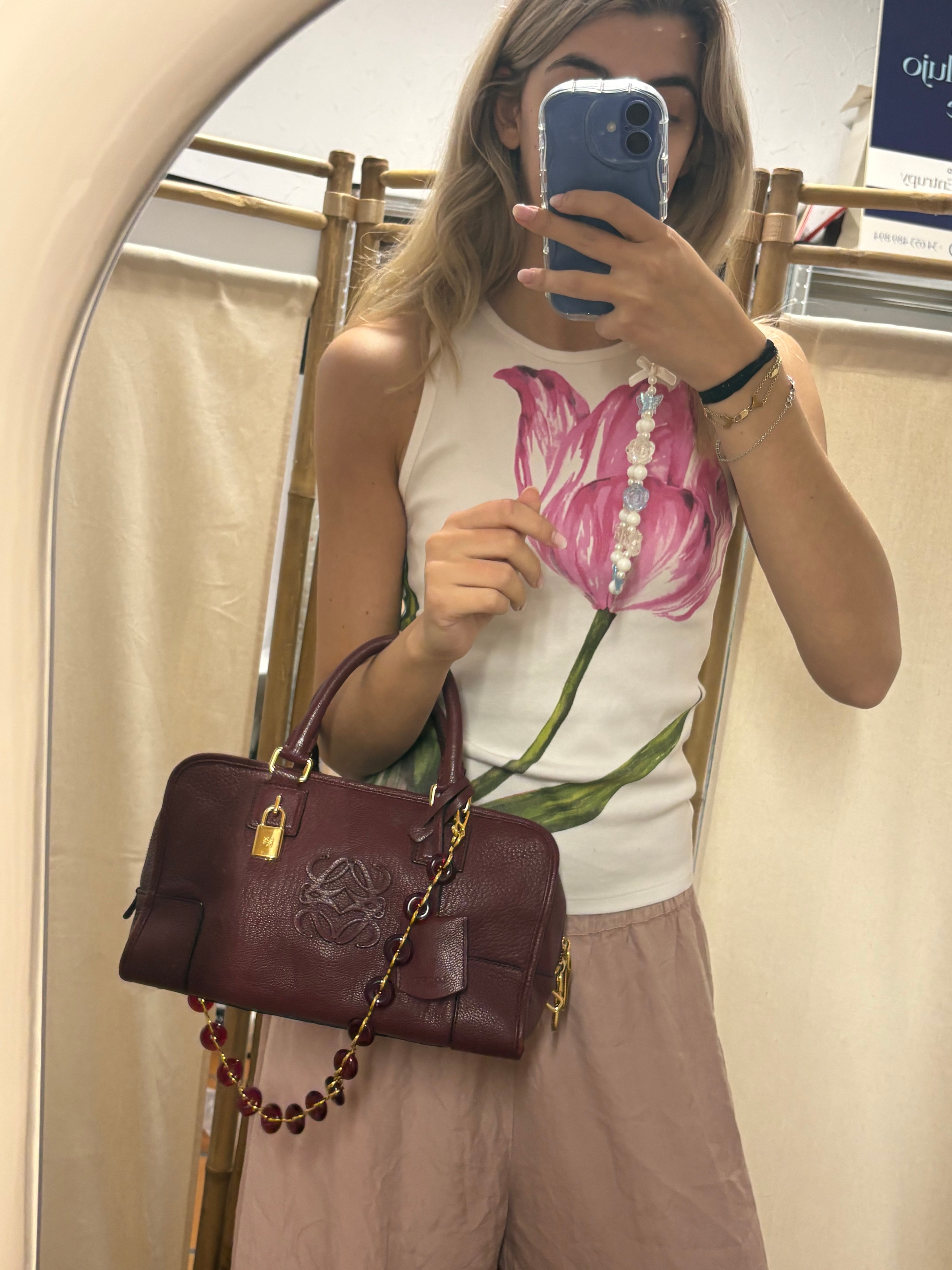 Loewe amazona burdeos 28 con 2 bandoleras