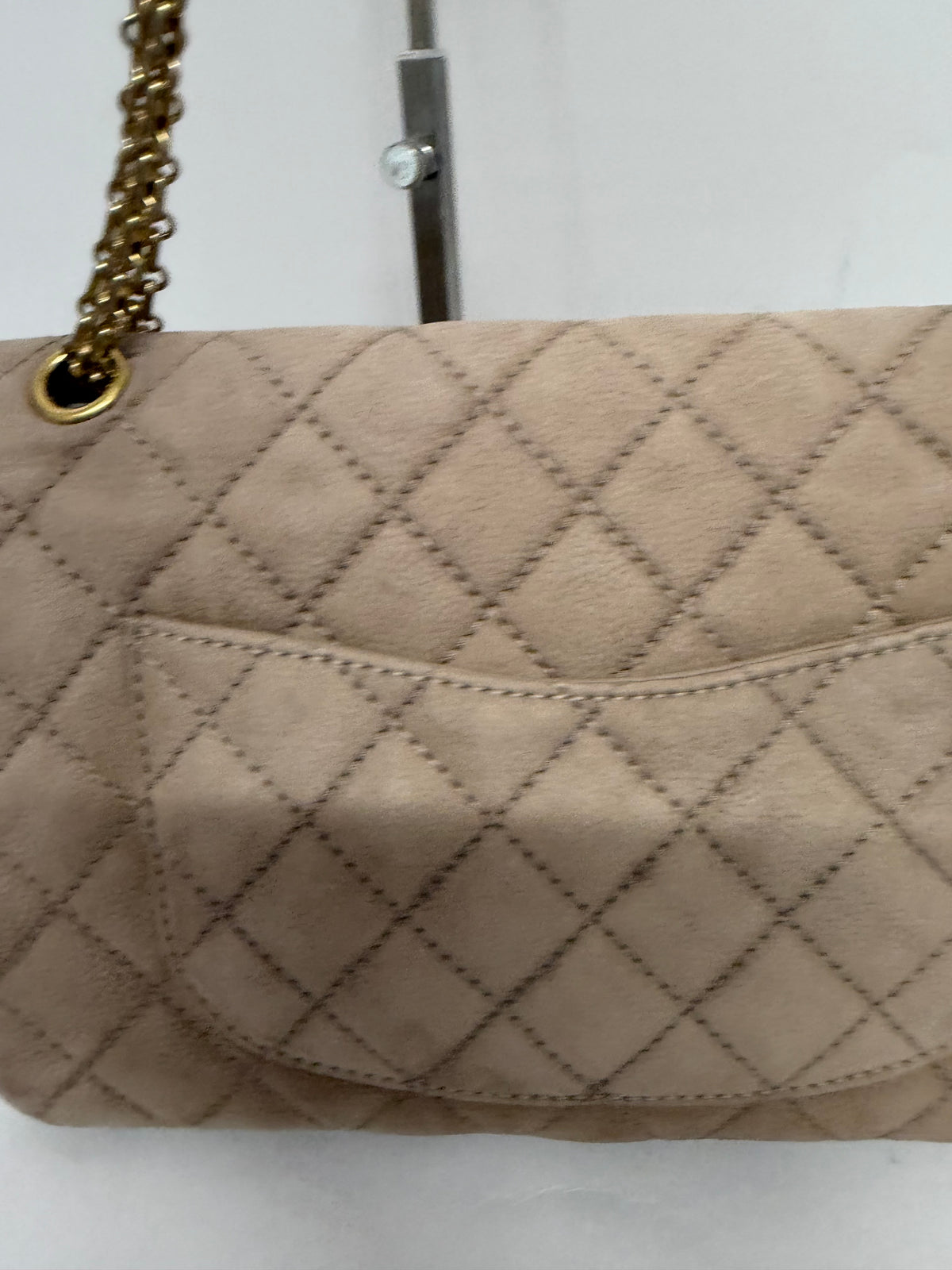 Chanel Reissue 2.55 Double Flap 227 Piel Caviar Nobuk Beige · Serie 17