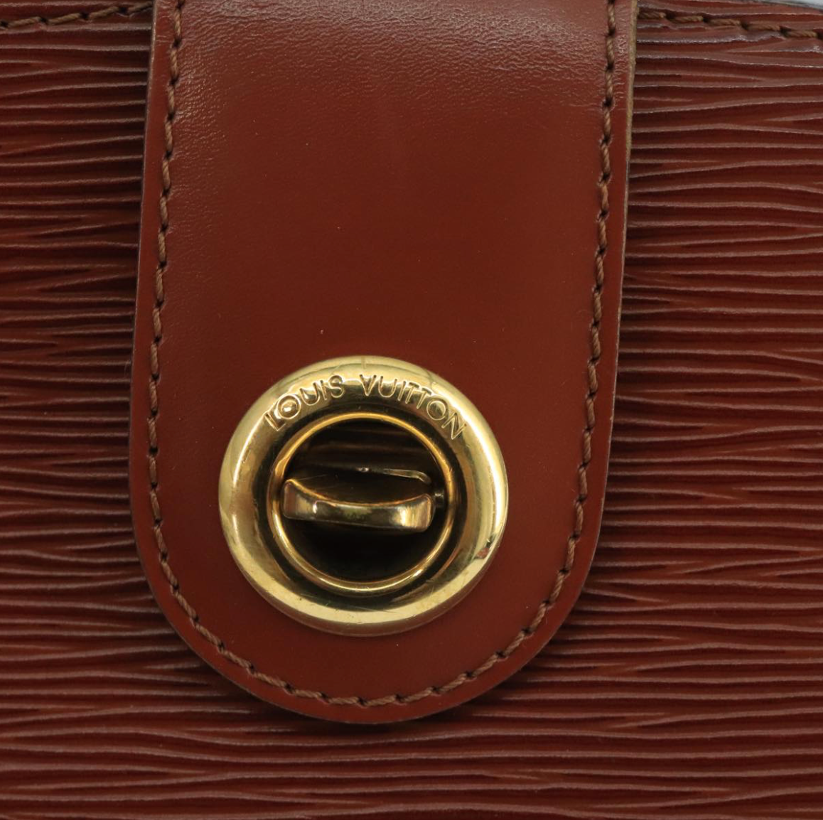 Louis Vuitton Cluny Marrón