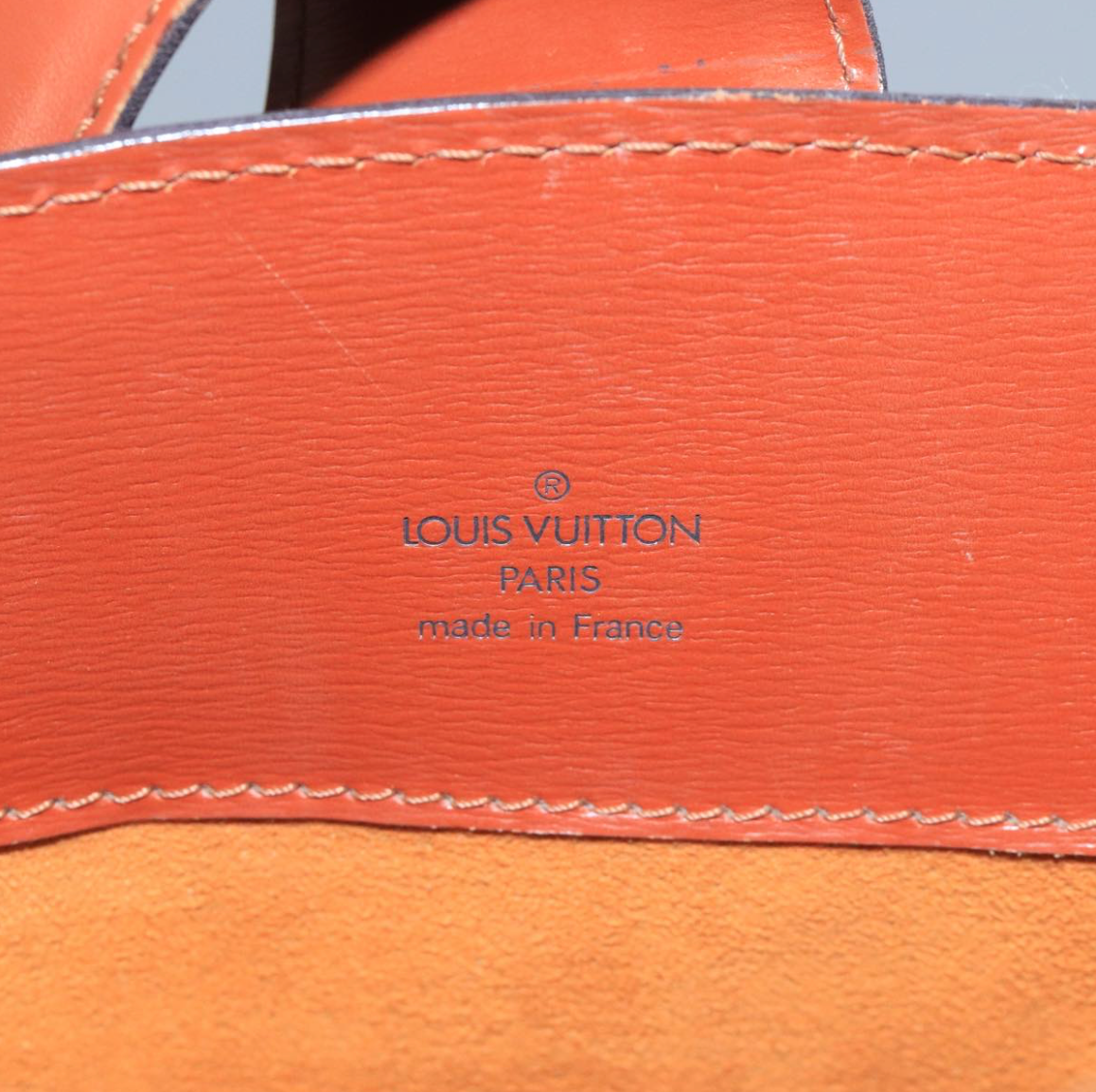 Louis Vuitton Cluny Marrón