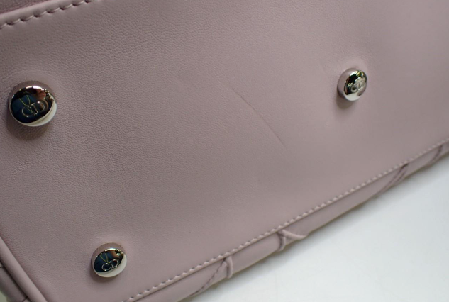 Christian Dior Lady Dior Granville – Rosa Palo con Herrajes Plateados y Bandolera