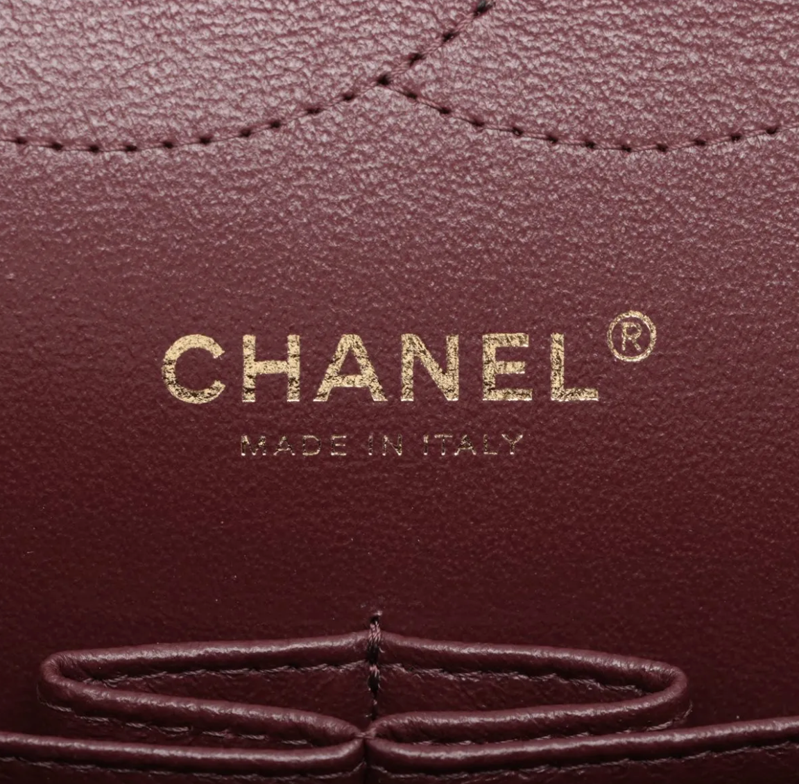 Chanel 11.12 Double Flap Jumbo en piel caviar negra
