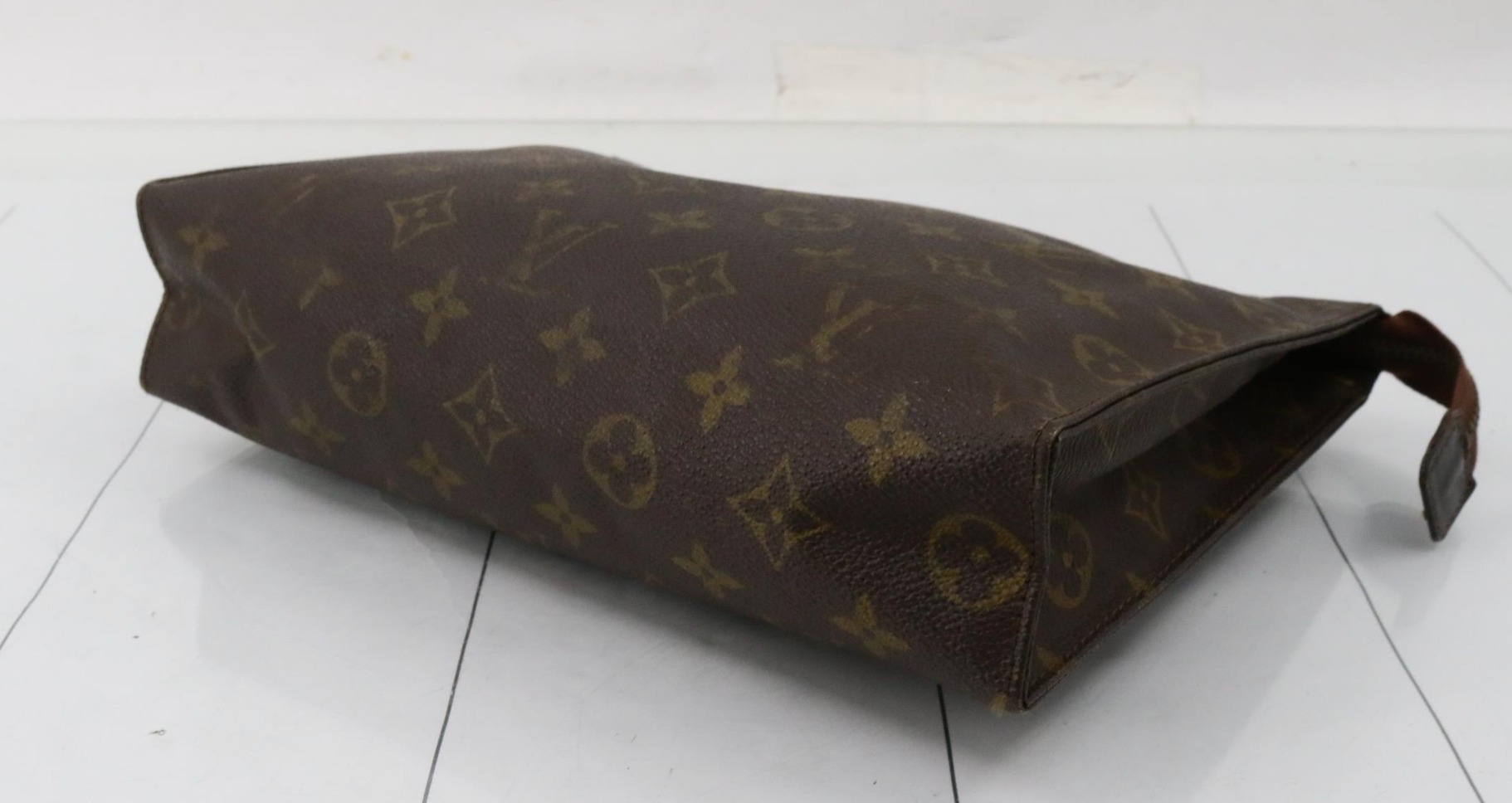 Louis Vuitton Pochette Toilette 26 Monogram – neceser vintage de colección