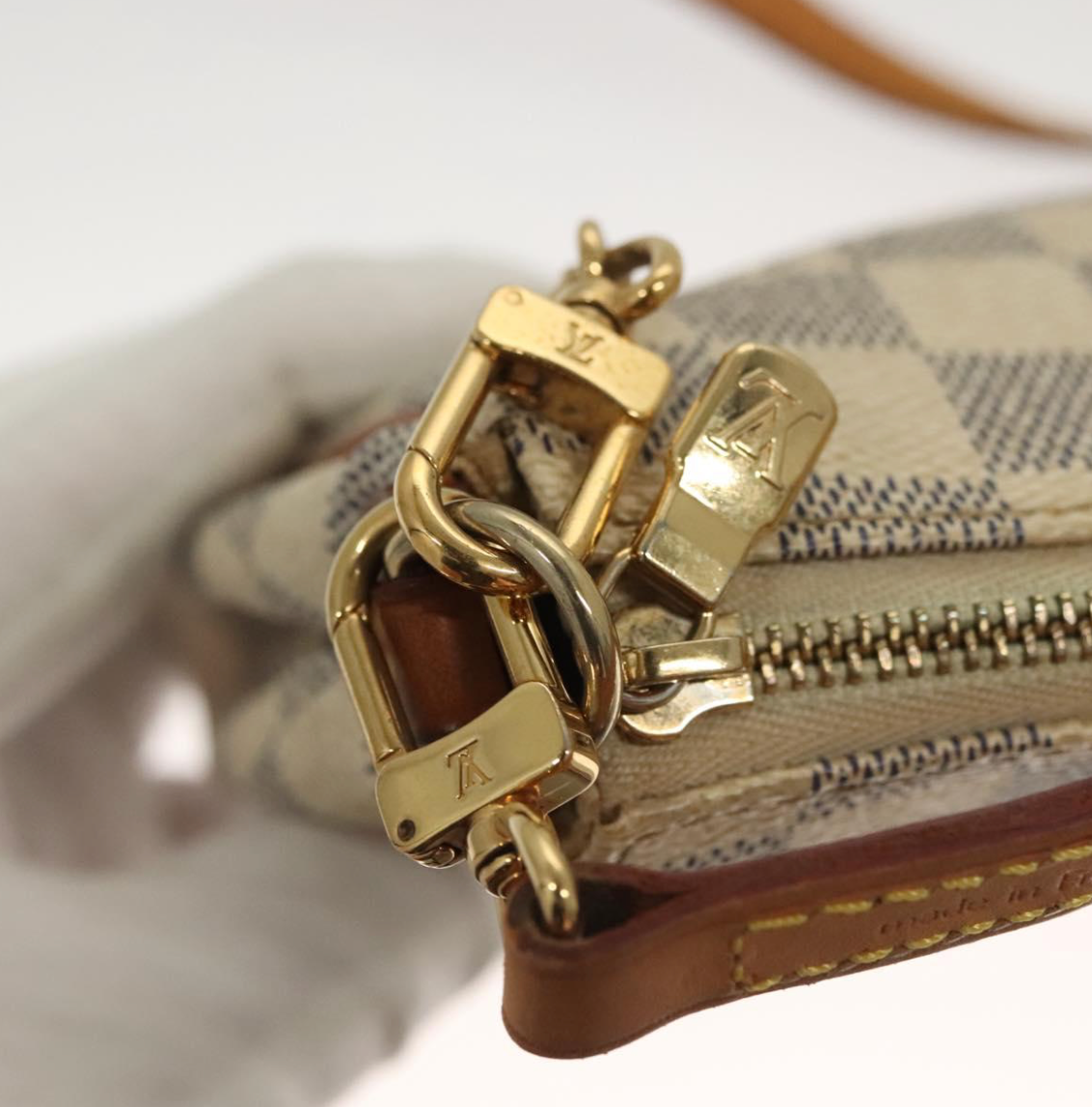 Louis Vuitton Eva White Damier Azur con dos correas